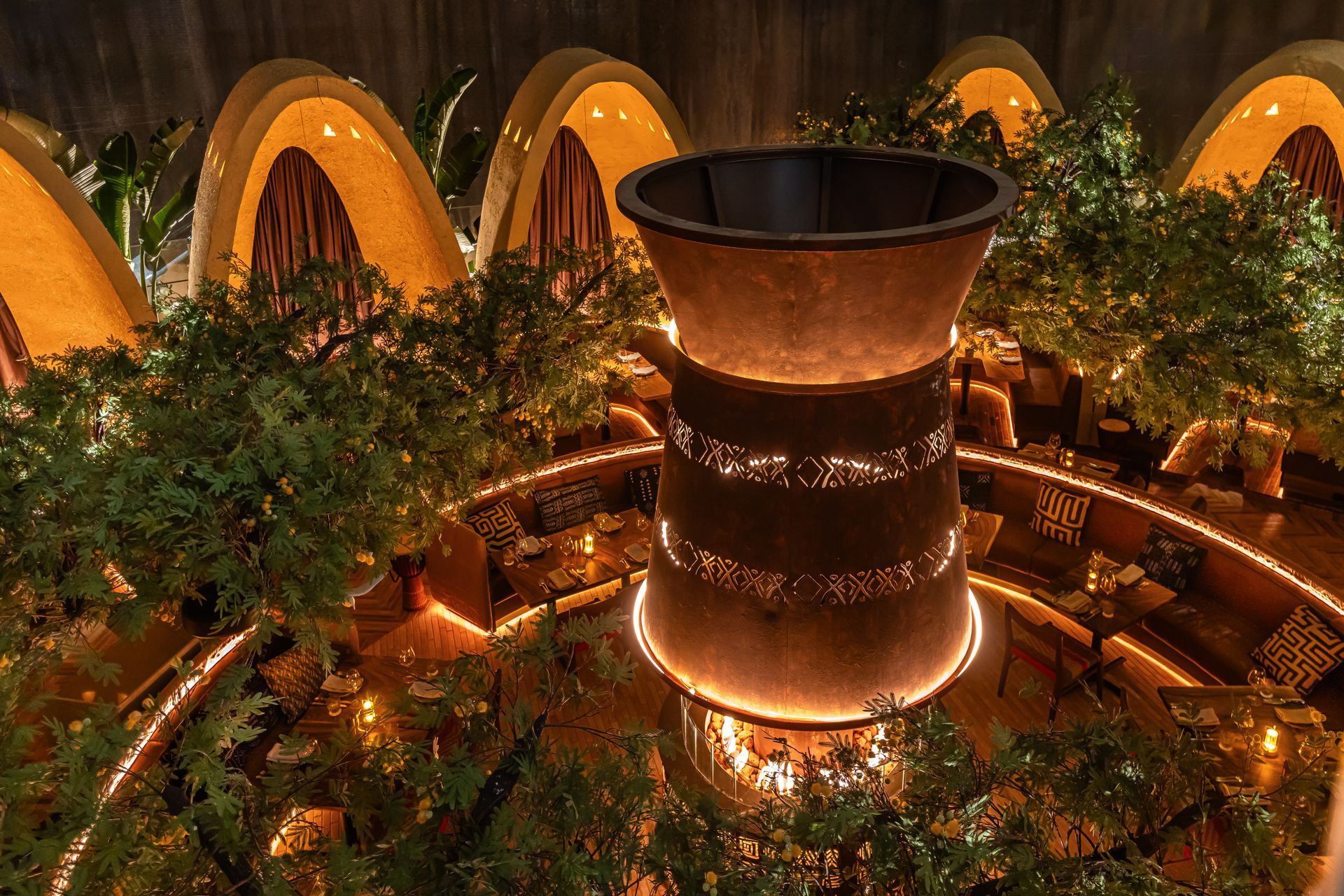 The-Meat-and-Wine-Co-Circular-Quay-Restaurant-Design-COOOP-13.jpg