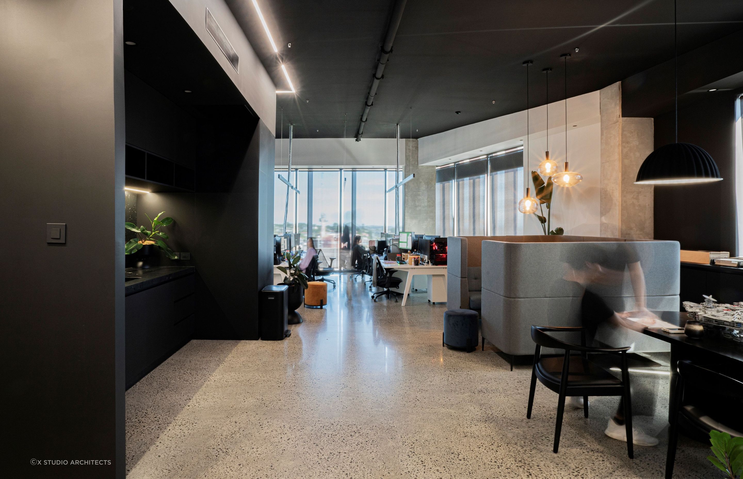 X-Studio-OfficeOverviewYuchen-Peng6.jpg