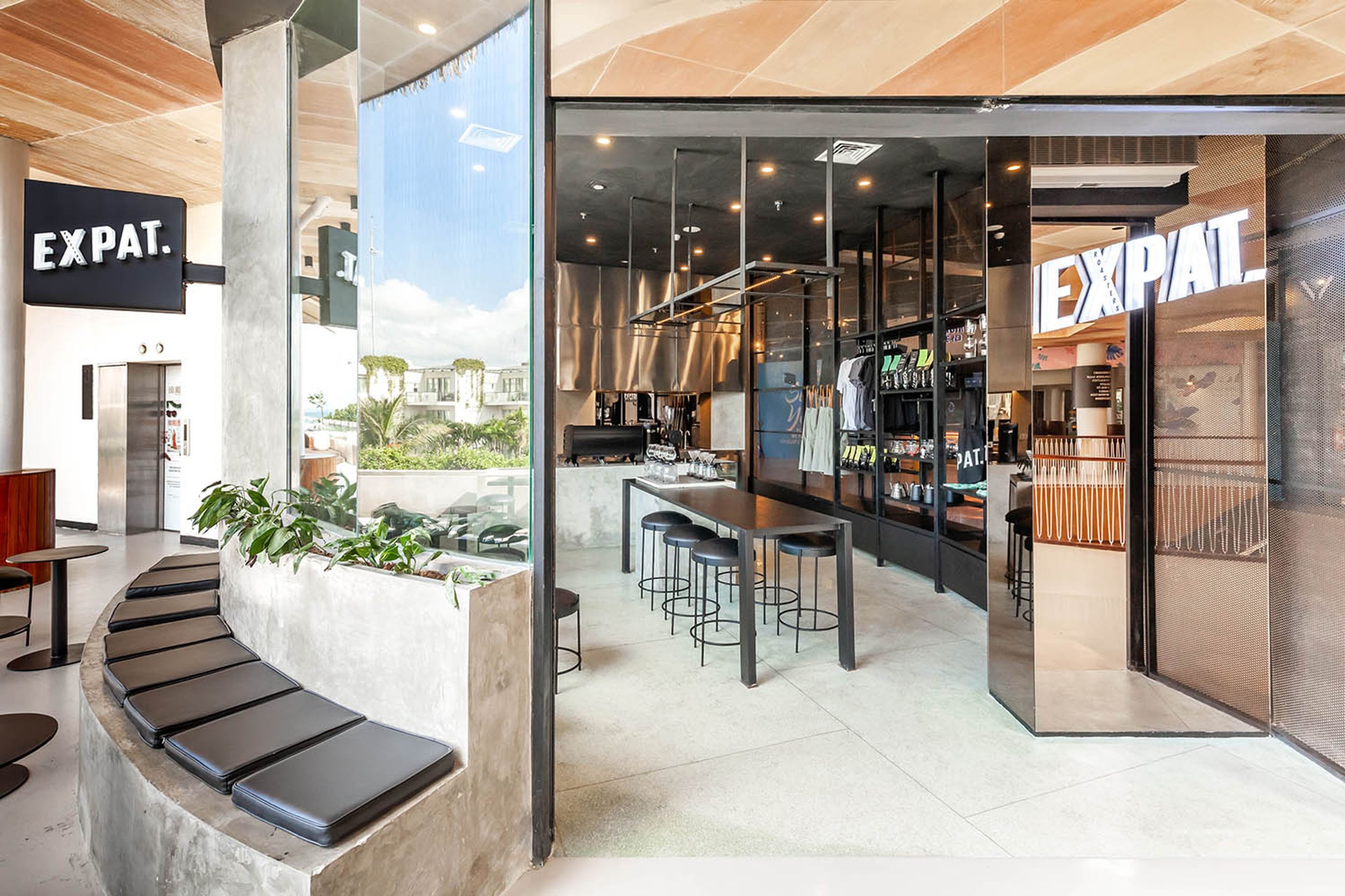 EXPAT. Roasters