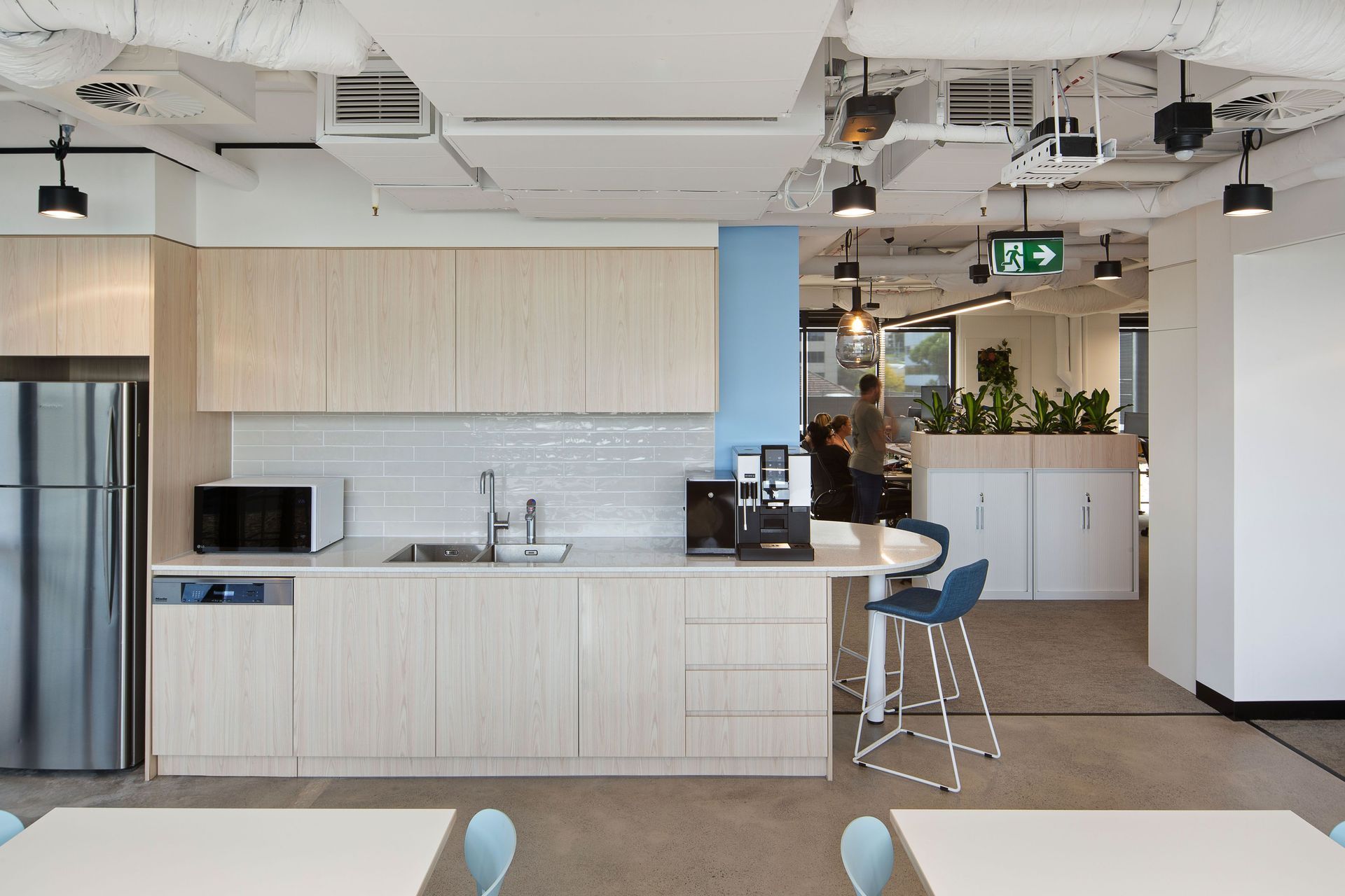 ZurichSydney-Office-Fitout1.jpg
