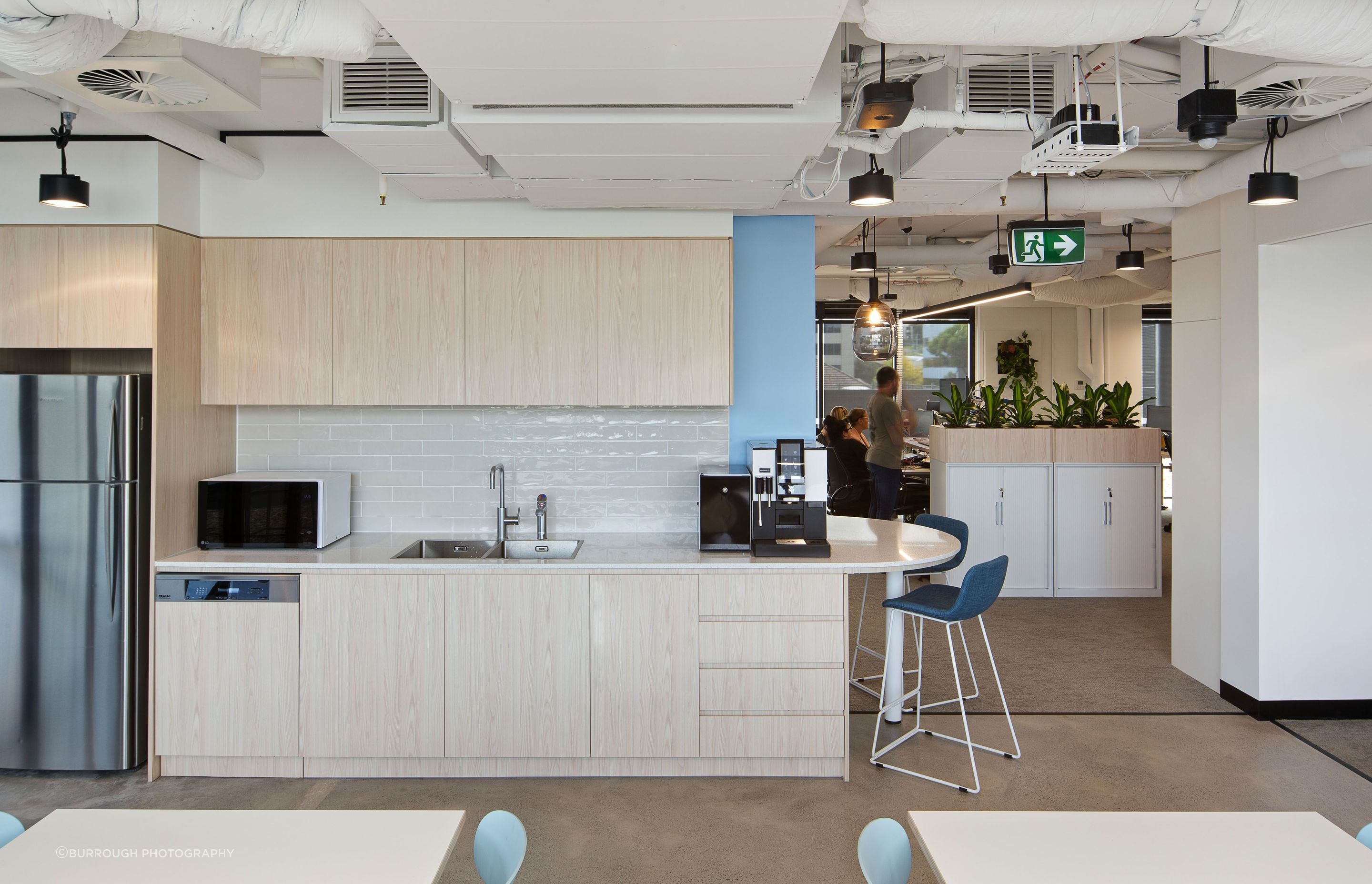 ZurichSydney-Office-Fitout1.jpg