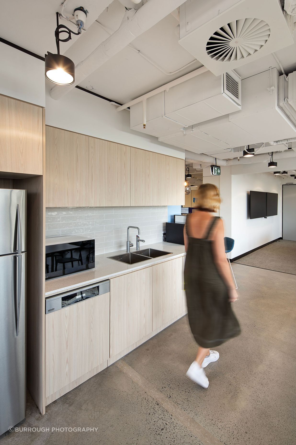 ZurichSydney-Office-Fitout2.jpg