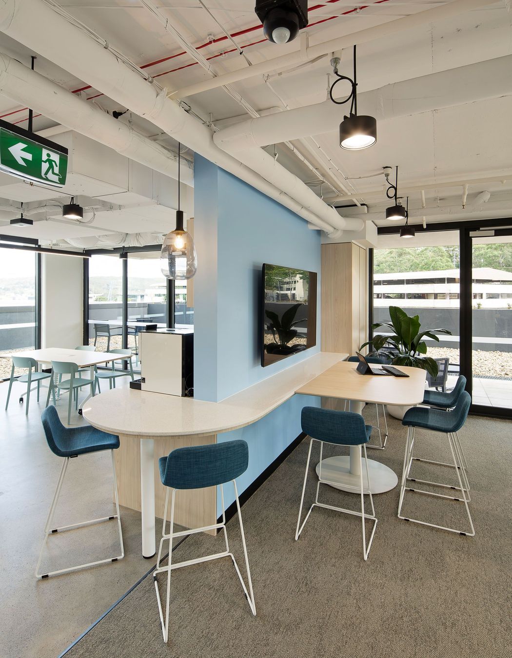 ZurichSydney-Office-Fitout4.jpg