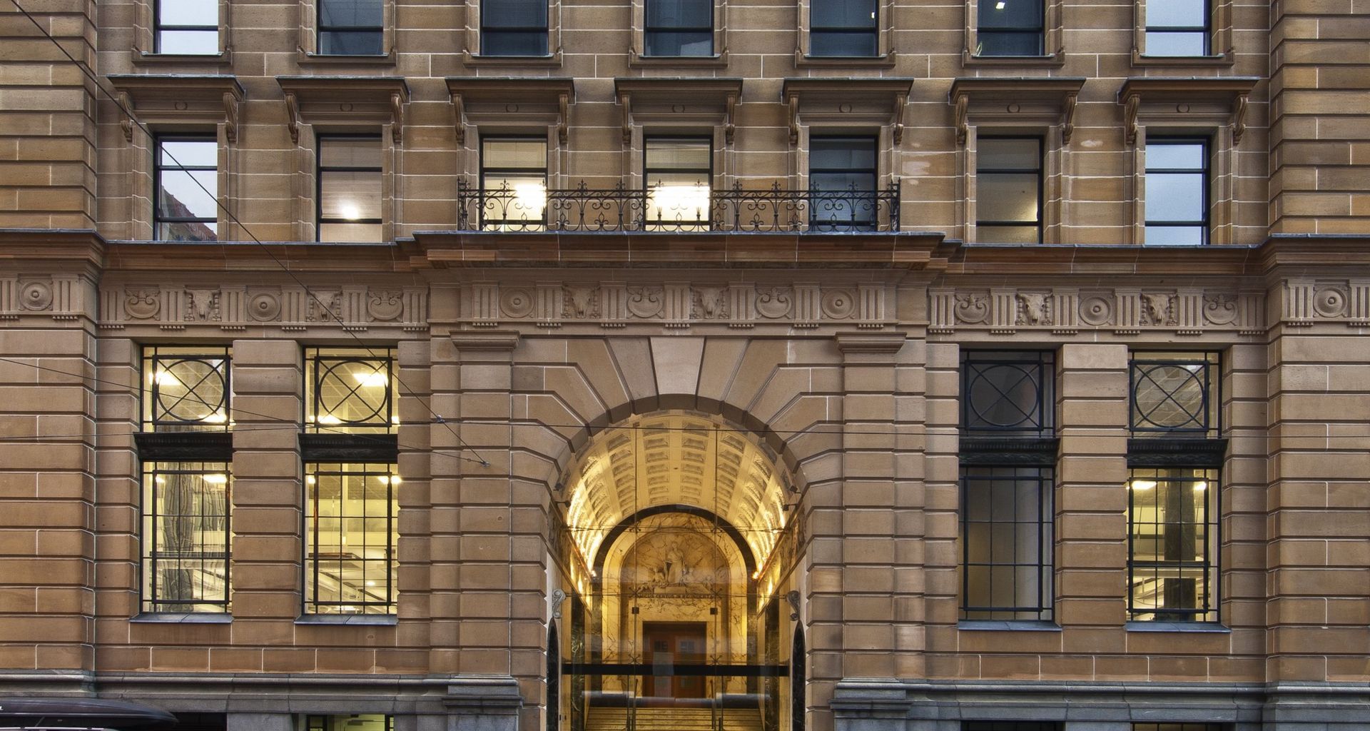 AMP Building - 86 Customhouse Quay banner