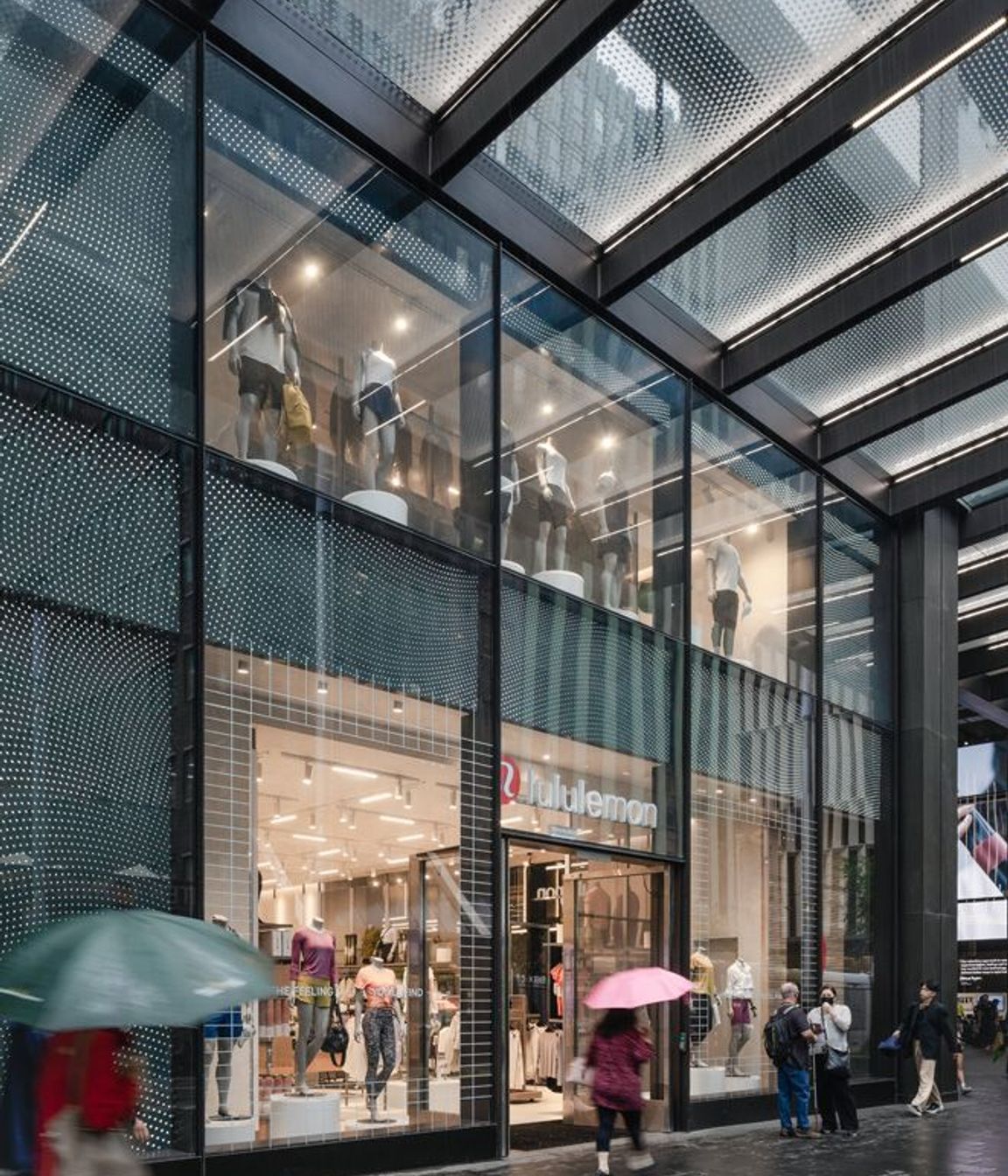 Lululemon Brookfield Place