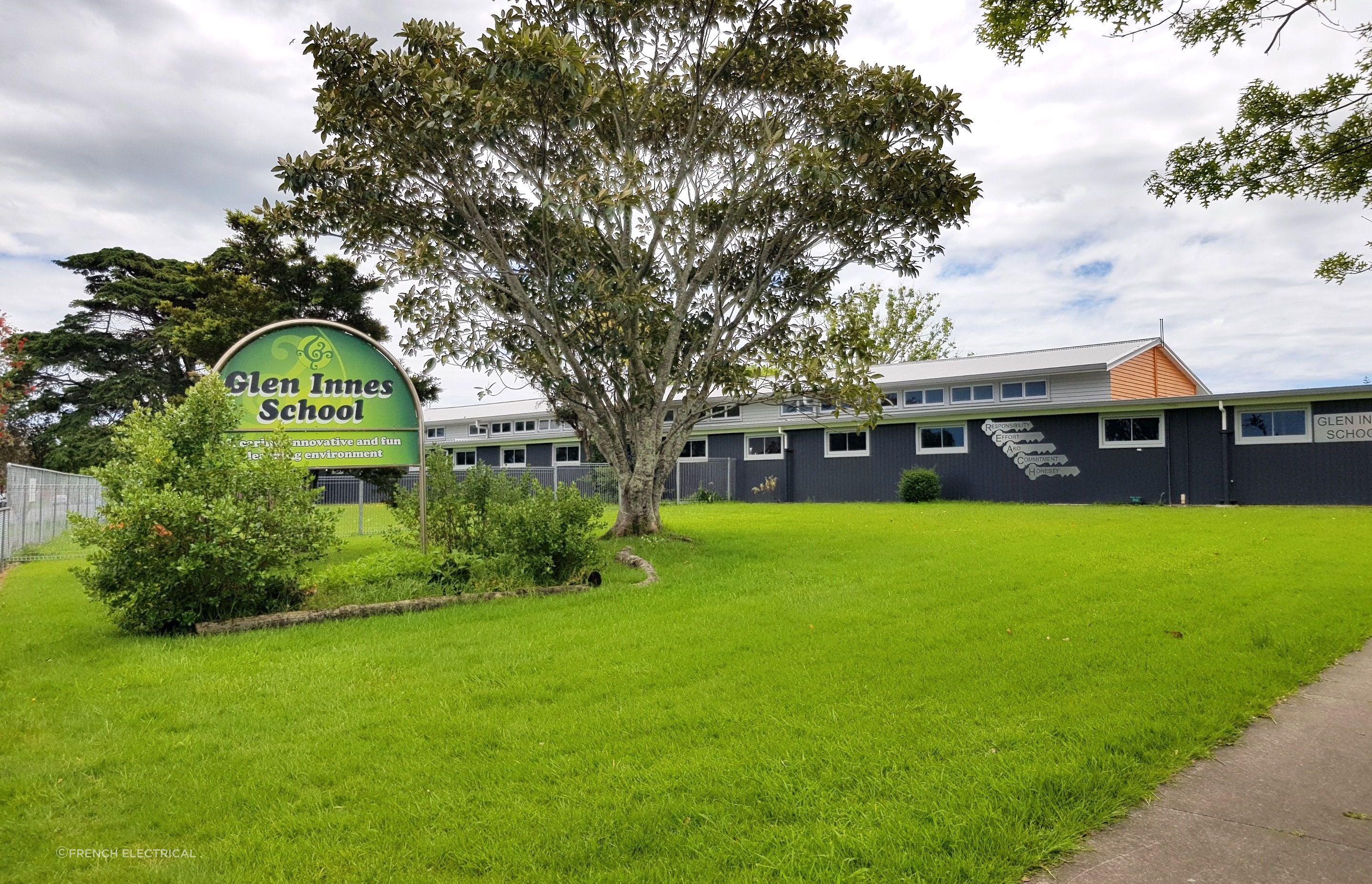 Glen Innes School