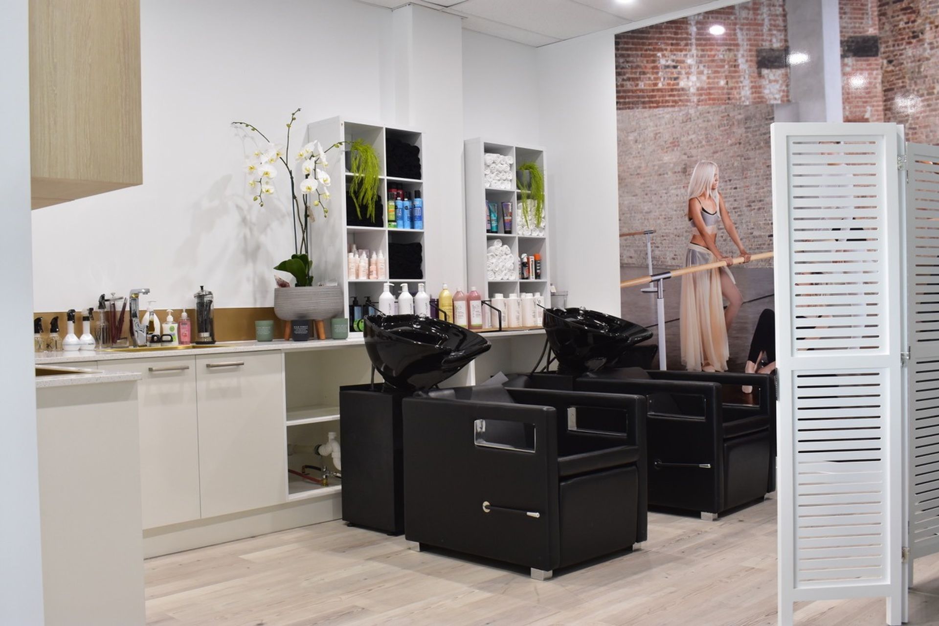 Hair Makeover Salon