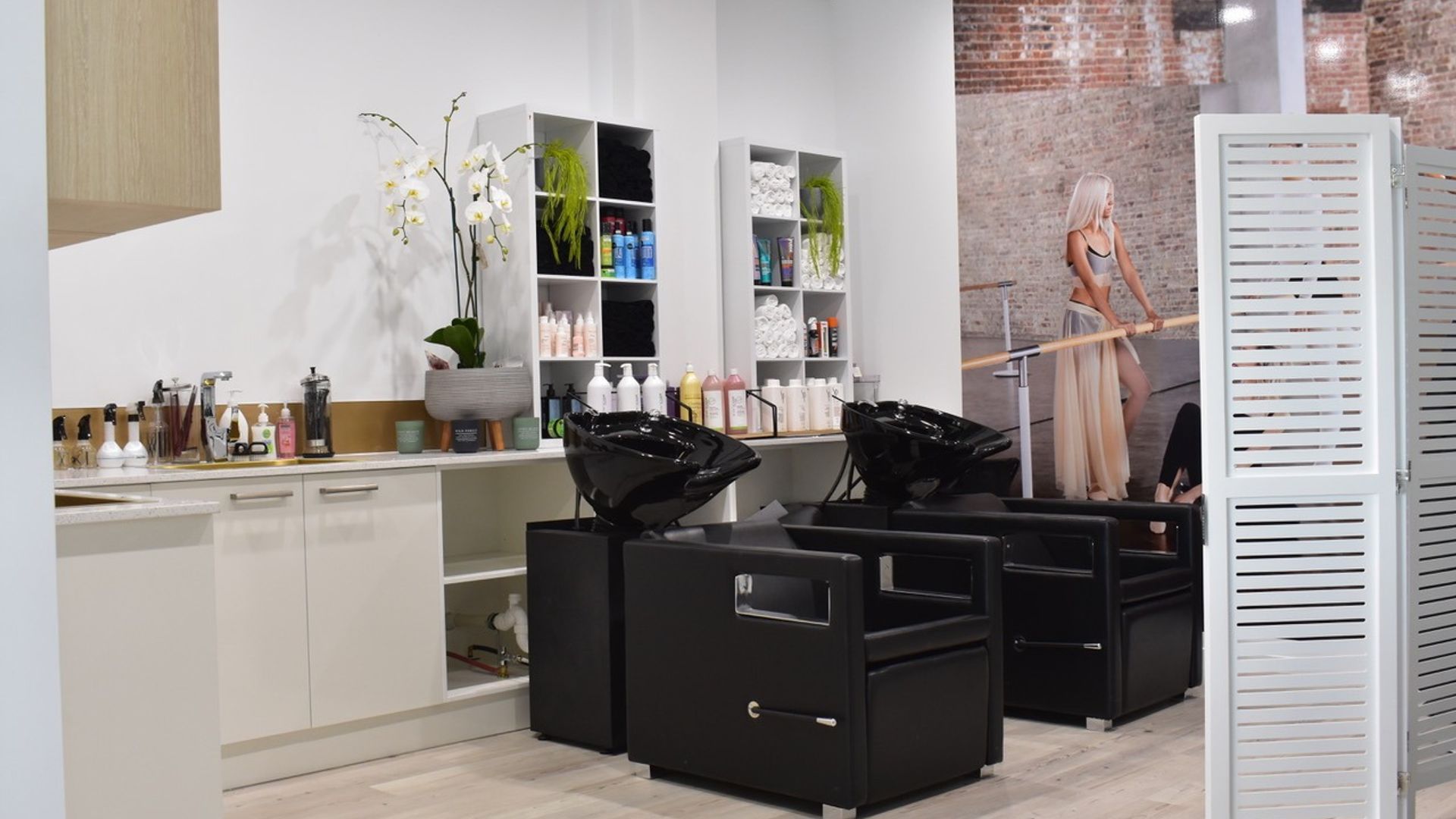 Hair Makeover Salon banner