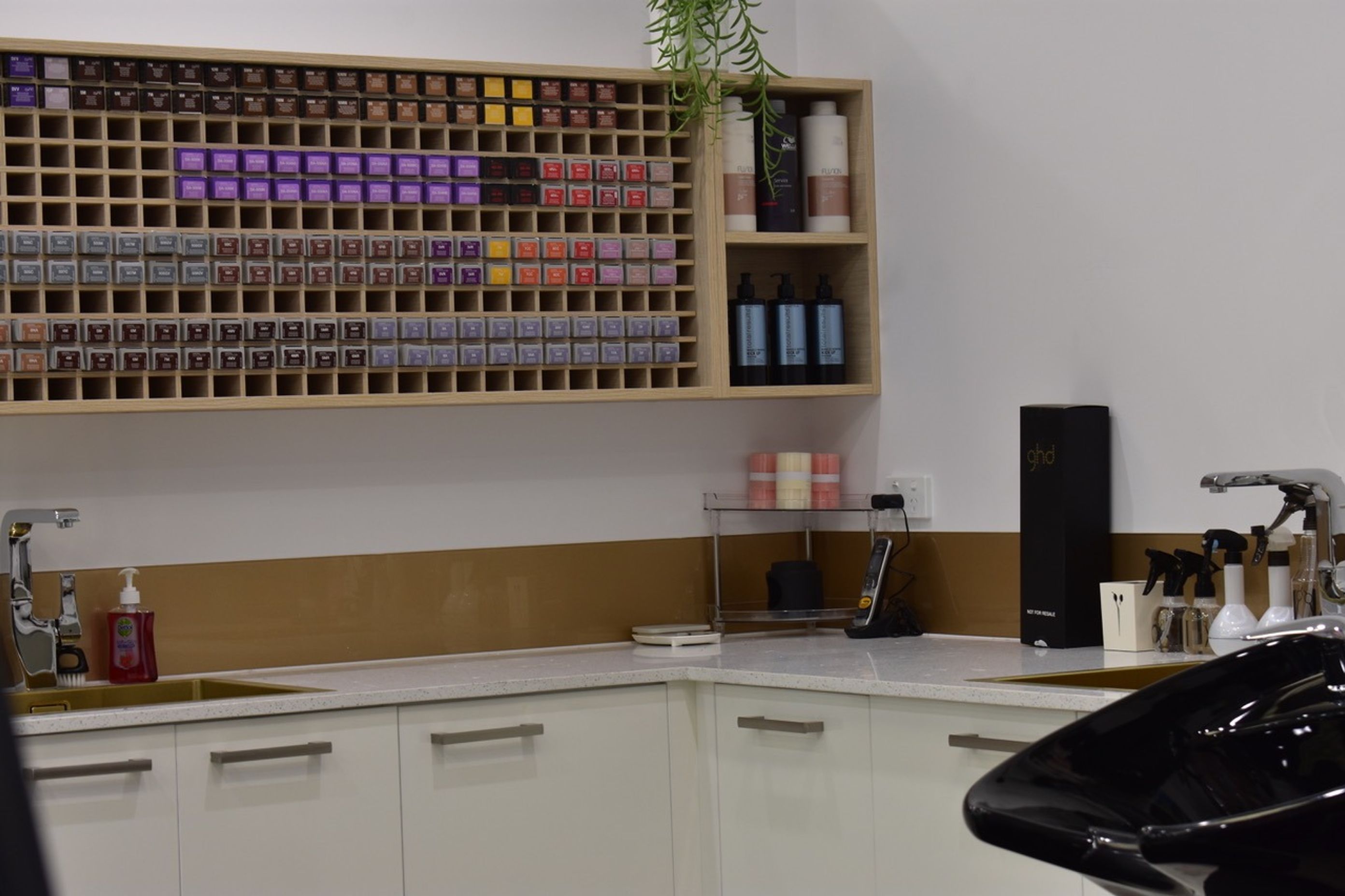 Hair Makeover Salon