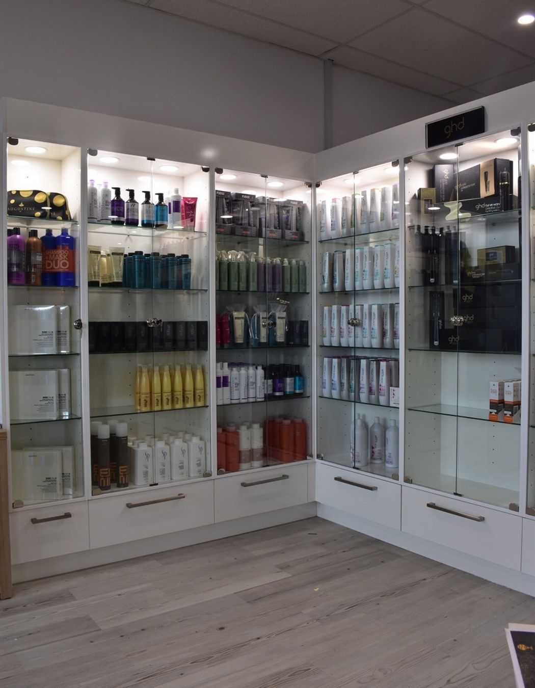 Hair Makeover Salon