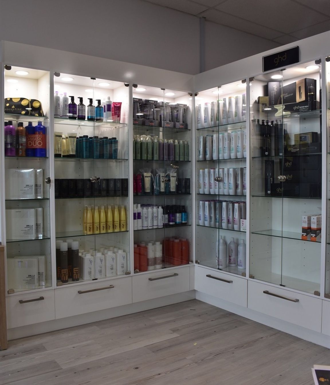 Hair Makeover Salon