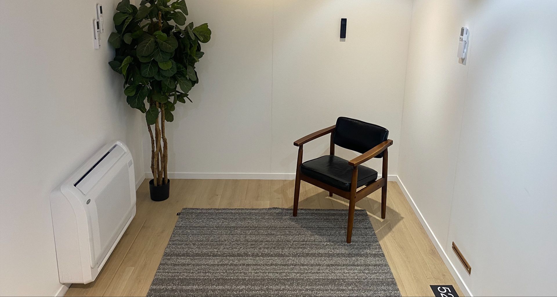 Quickstep Display at Residium Design Show Room banner