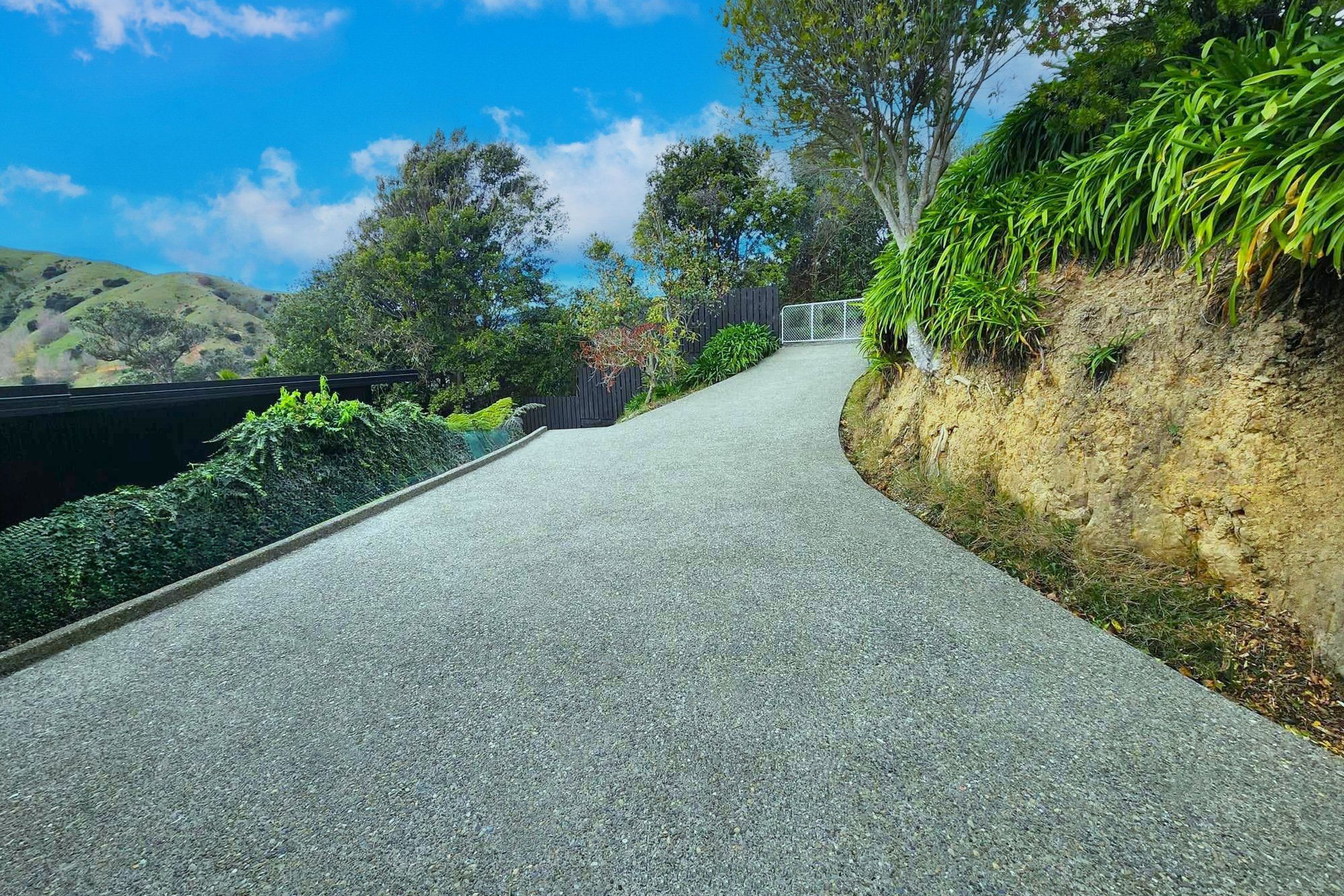 10-Cable-Bay.jpg