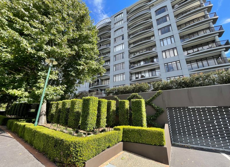 Broadway Park Apartments