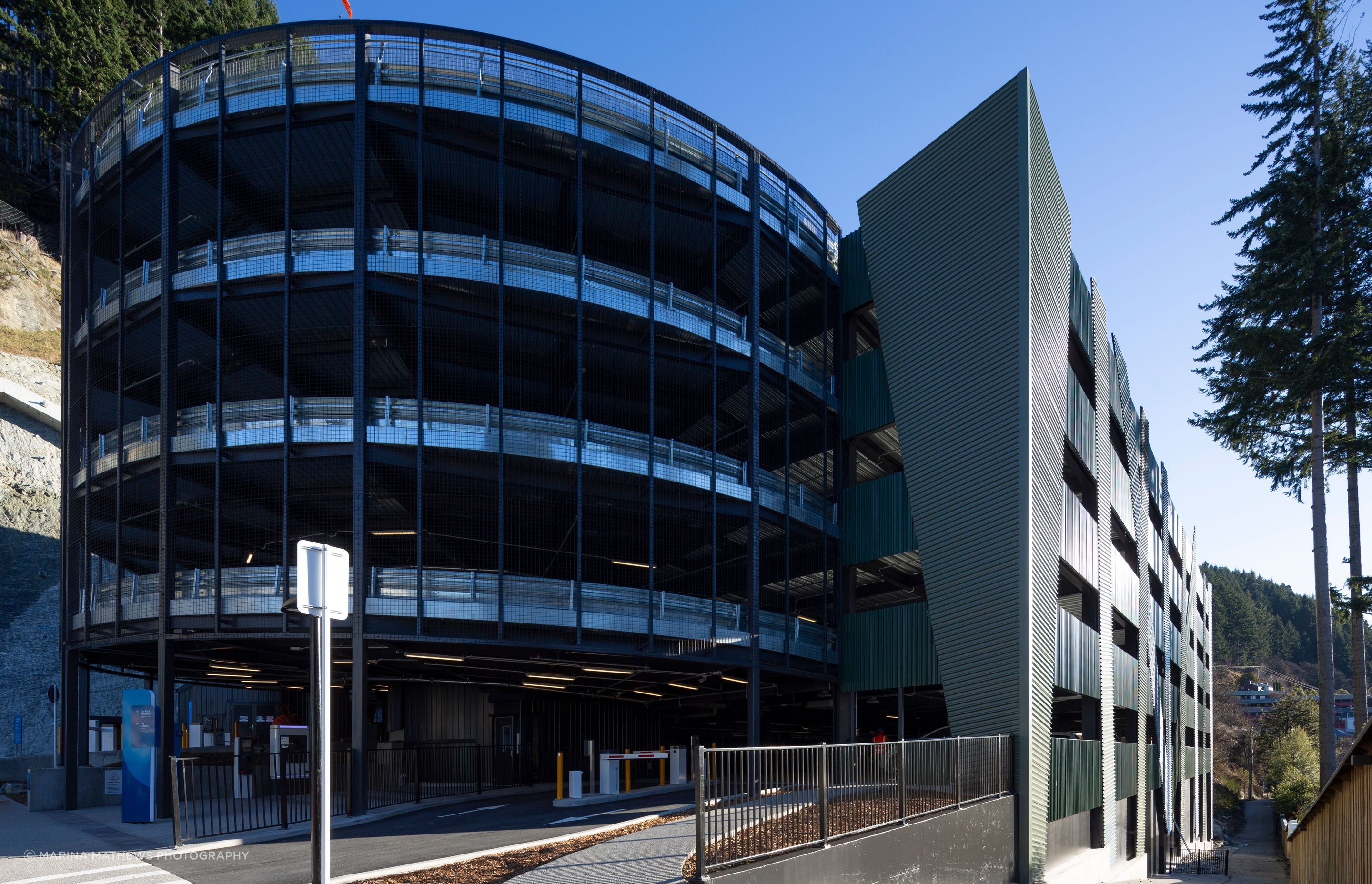 2SkylineBottomTerminalCarpark001.jpg