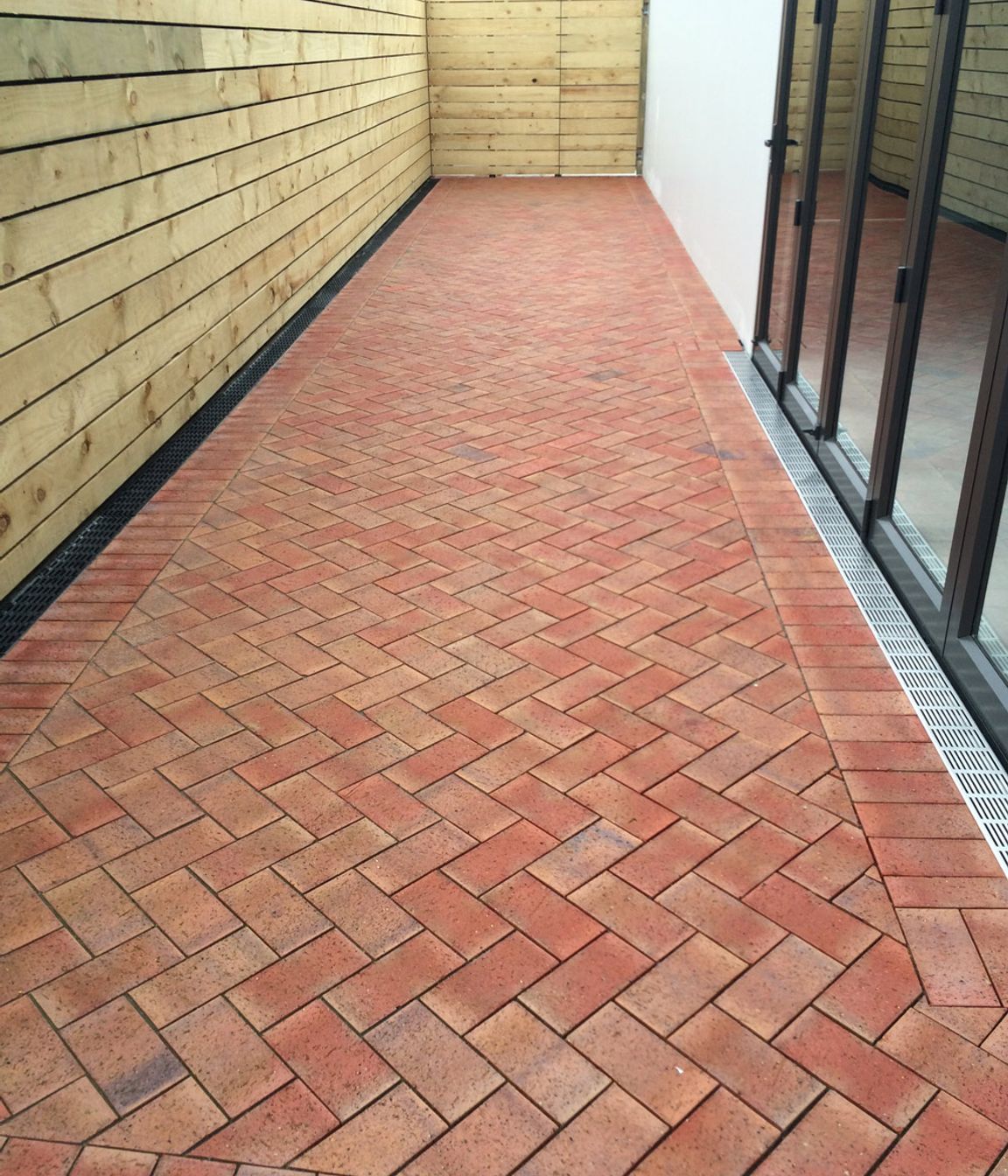 Nubrik Clay Paving In The Corinthian
