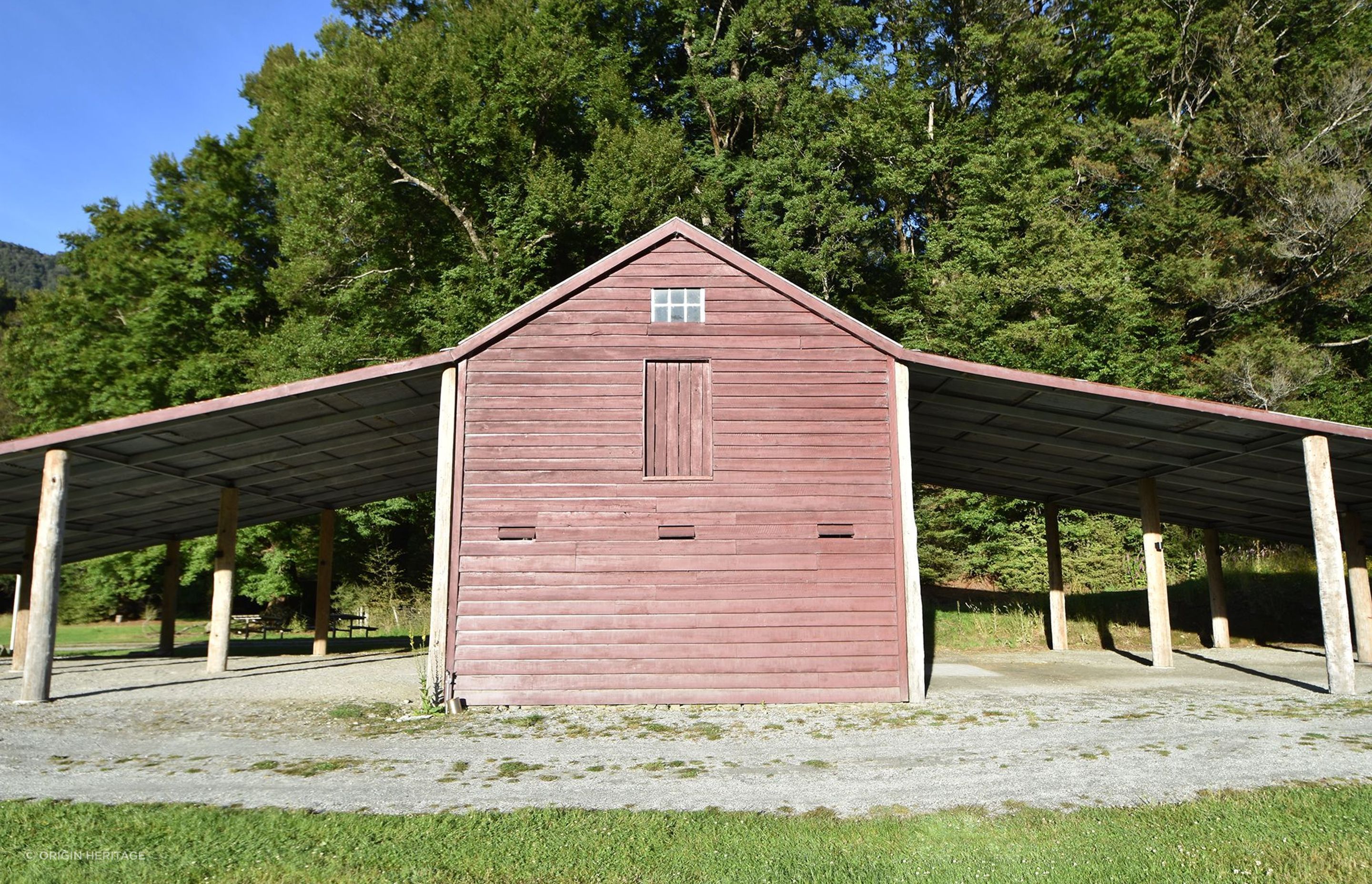 DSC0021-v3.JPG