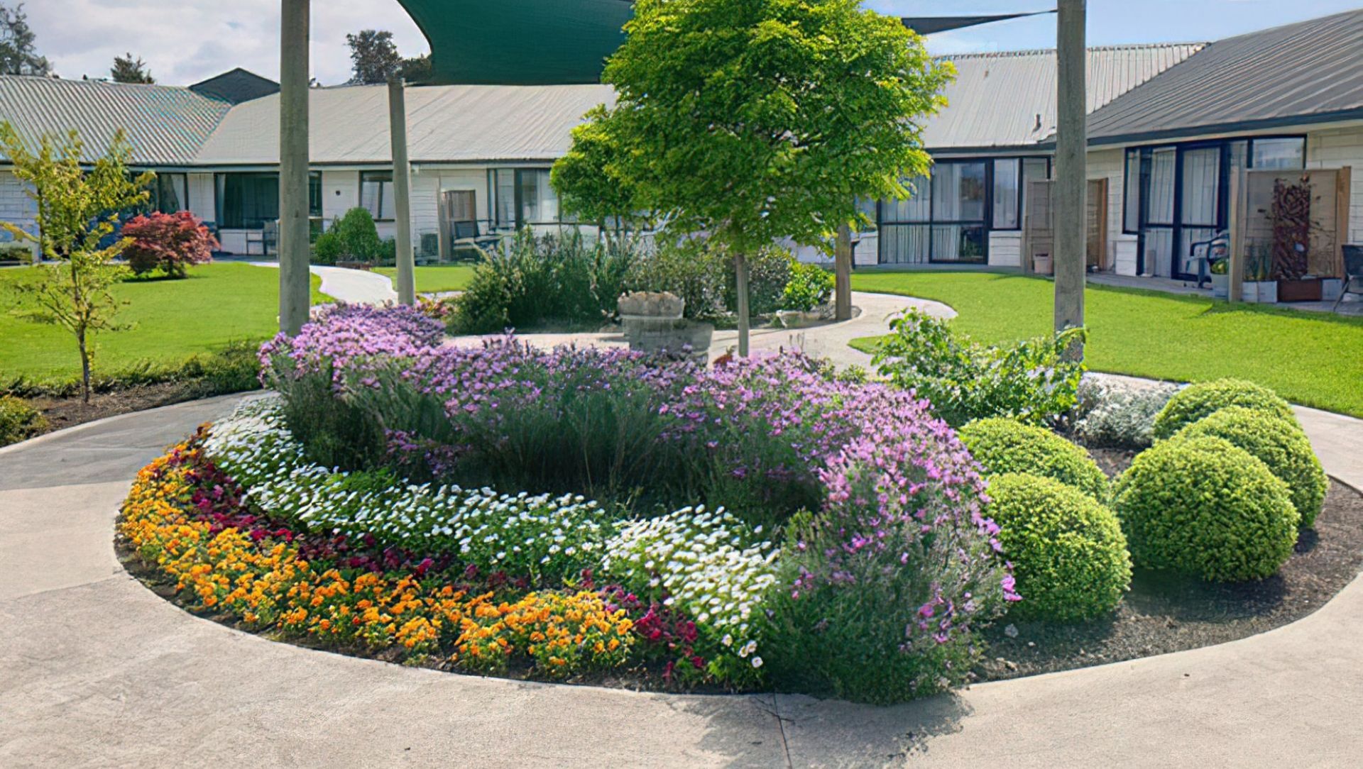 Woodlands Courtyard banner