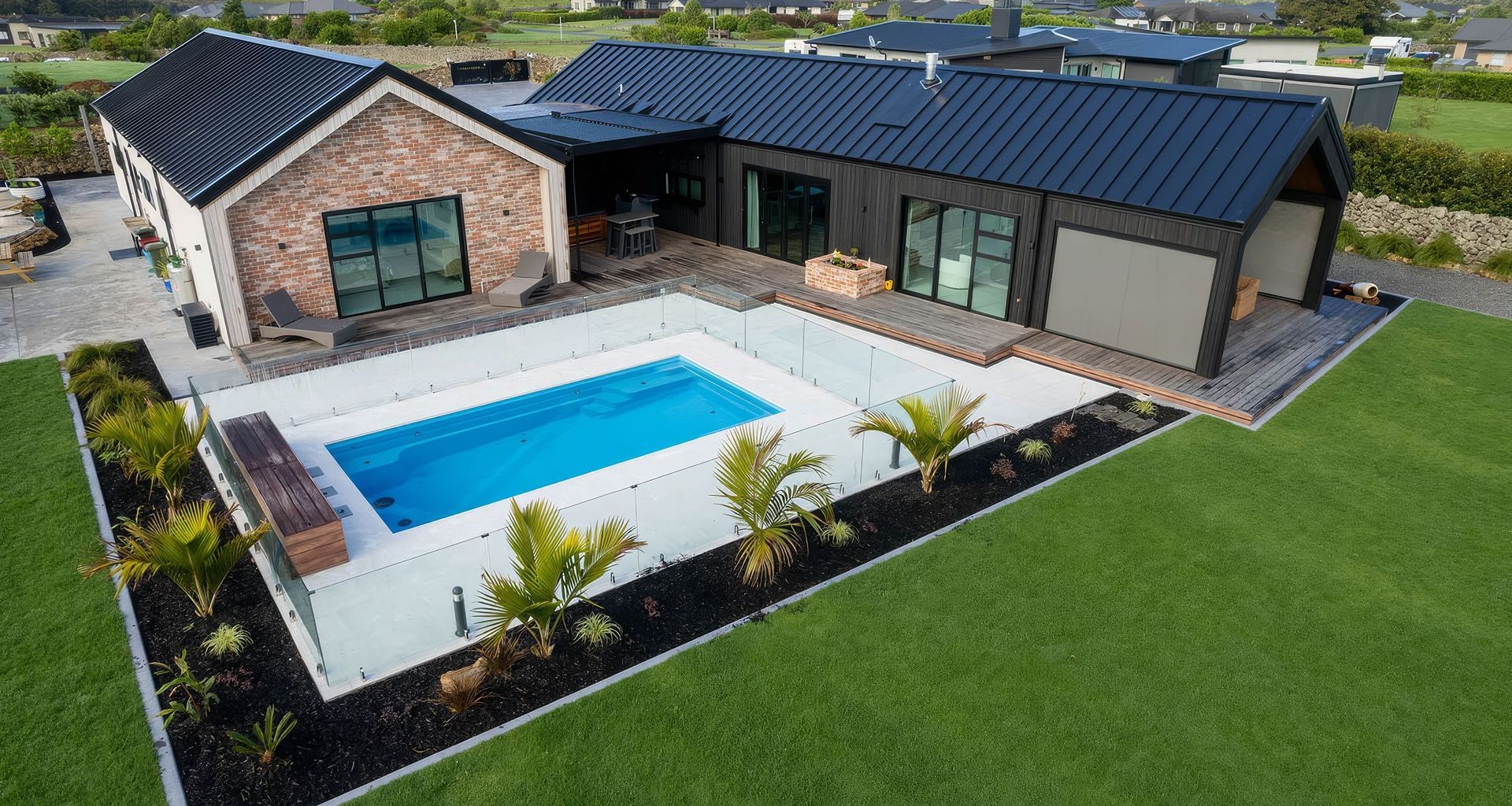 Location: Te Kamo Shape: X-Trainer Colour: Sapphire Size: 7.2m x 3.7m