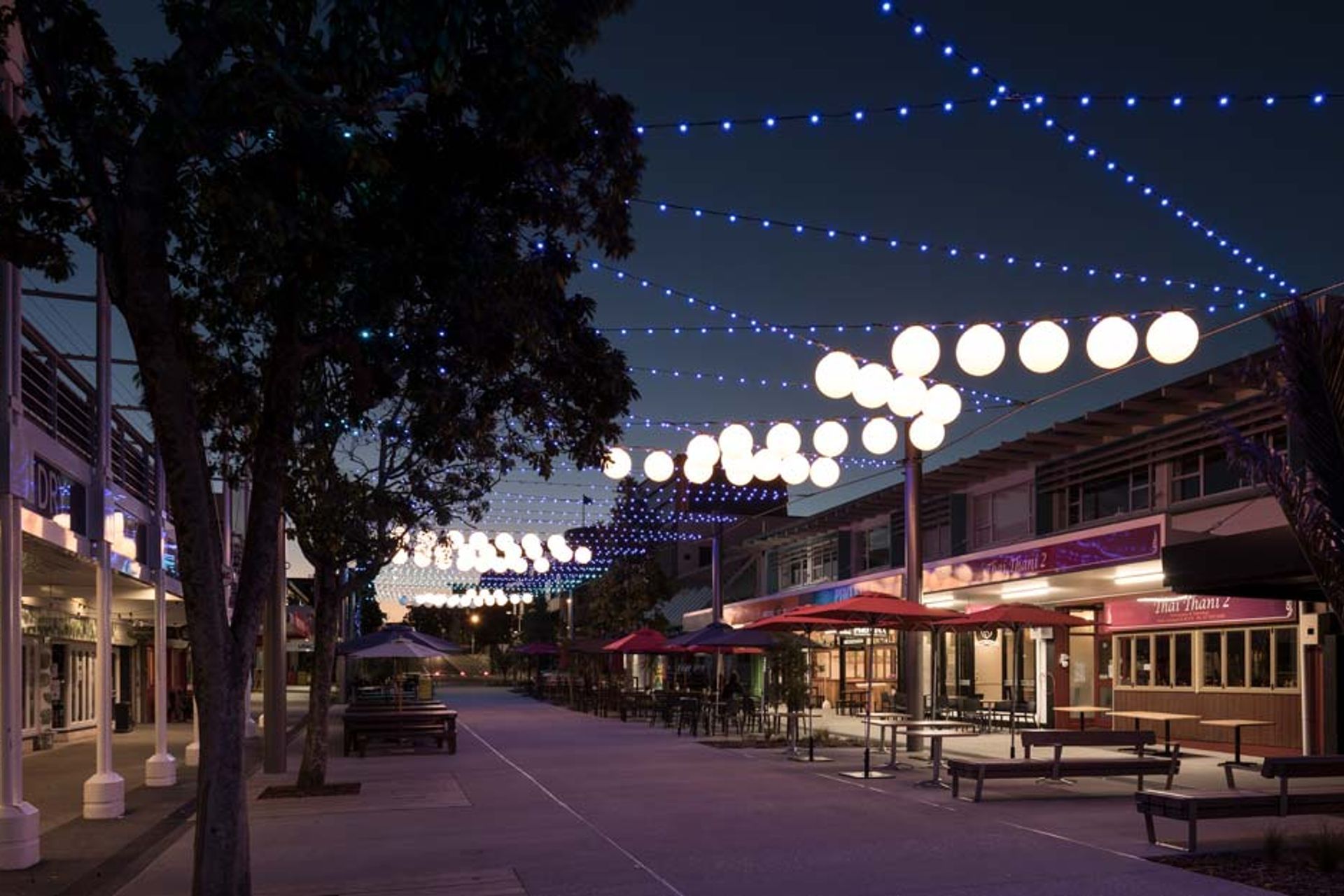 Wharf-Street-Tauranga-NZ-Catenary-Lighting-Mark-Scowen-2-2.jpg