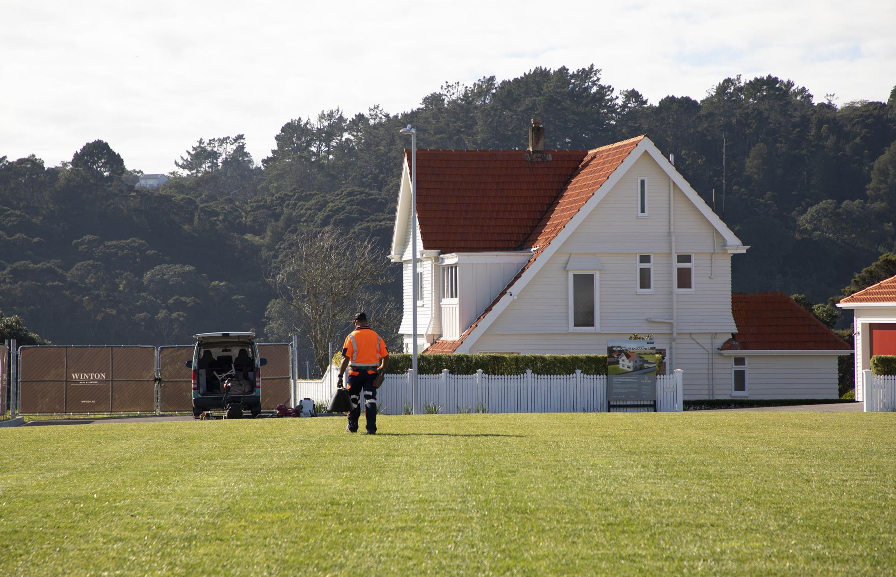hobsonville-point-commercial-garden-maintenance-182A4408.jpg