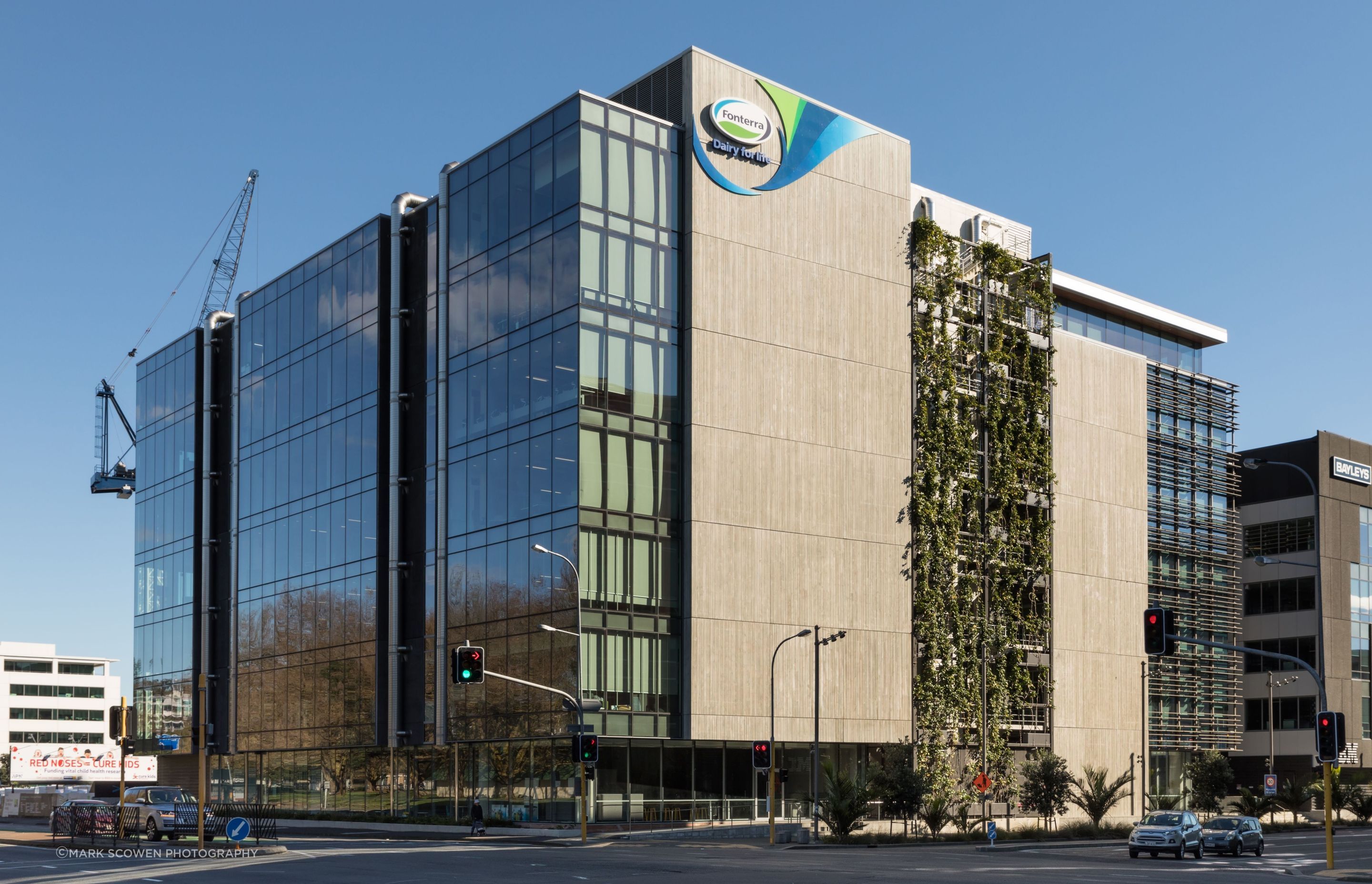 Fonterra foliage growing wires, Auckland Central