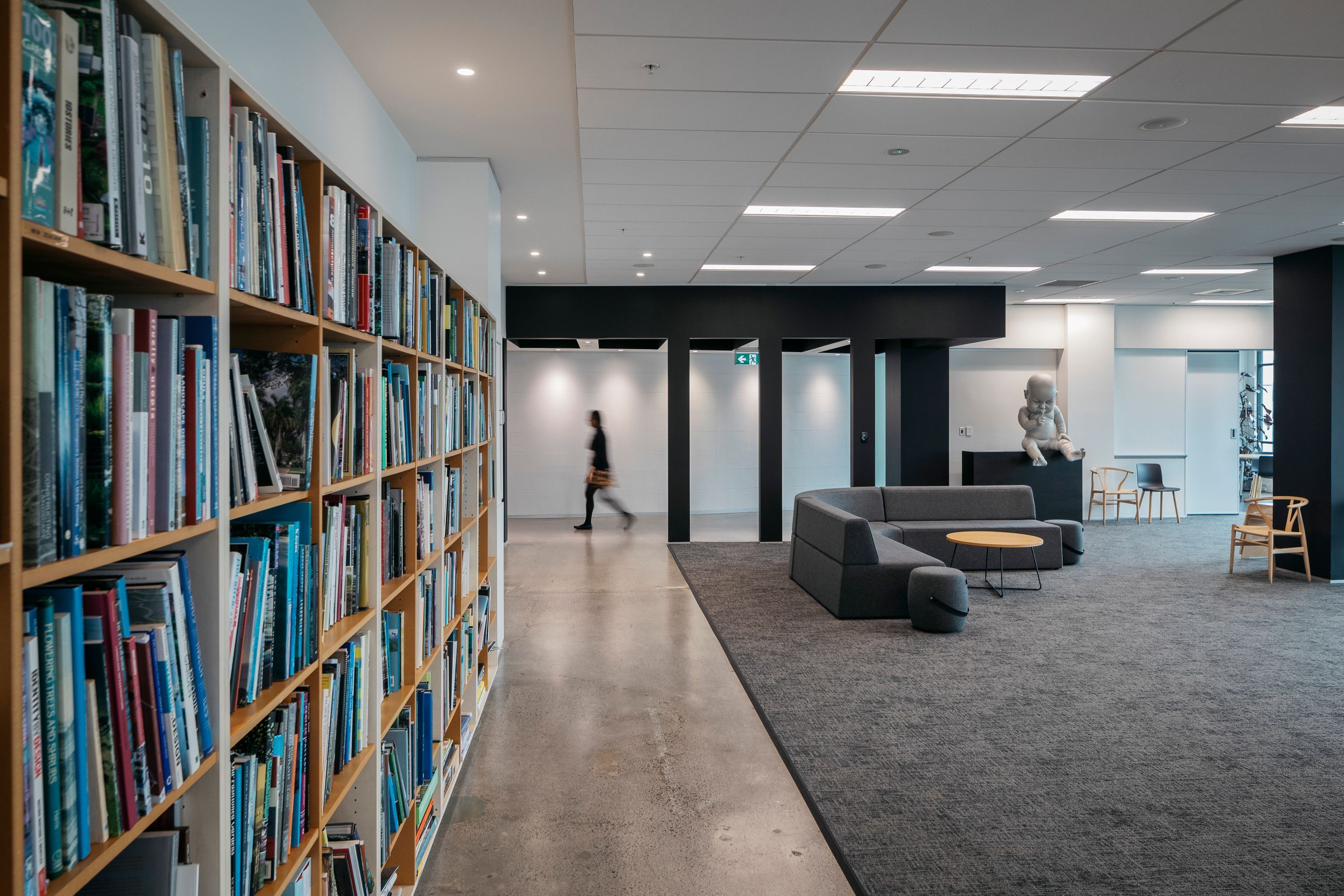 82 Wyndham St
