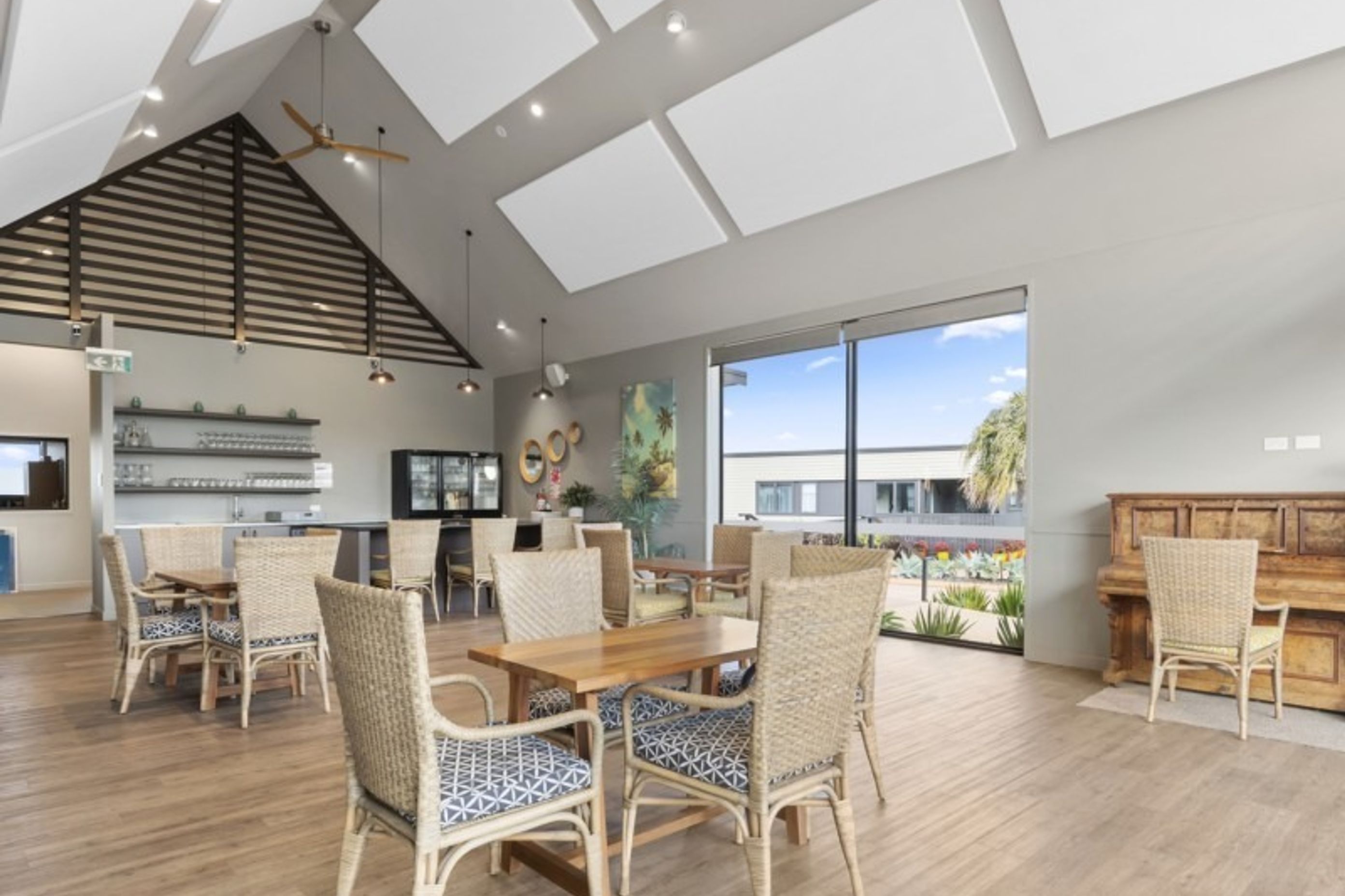 commercial-interior-design-v2.jpg