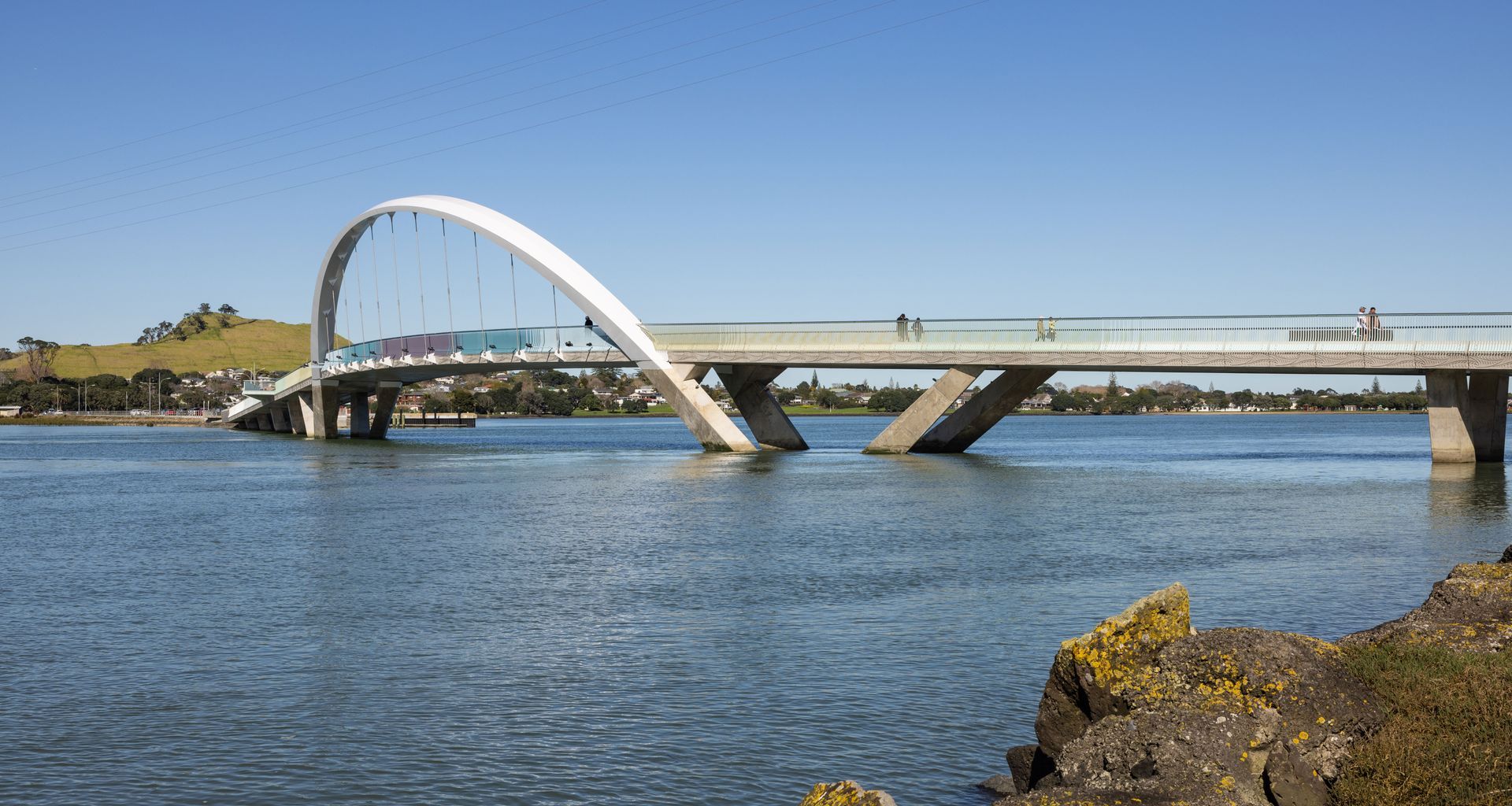 Ngā Hau Māngere Bridge banner