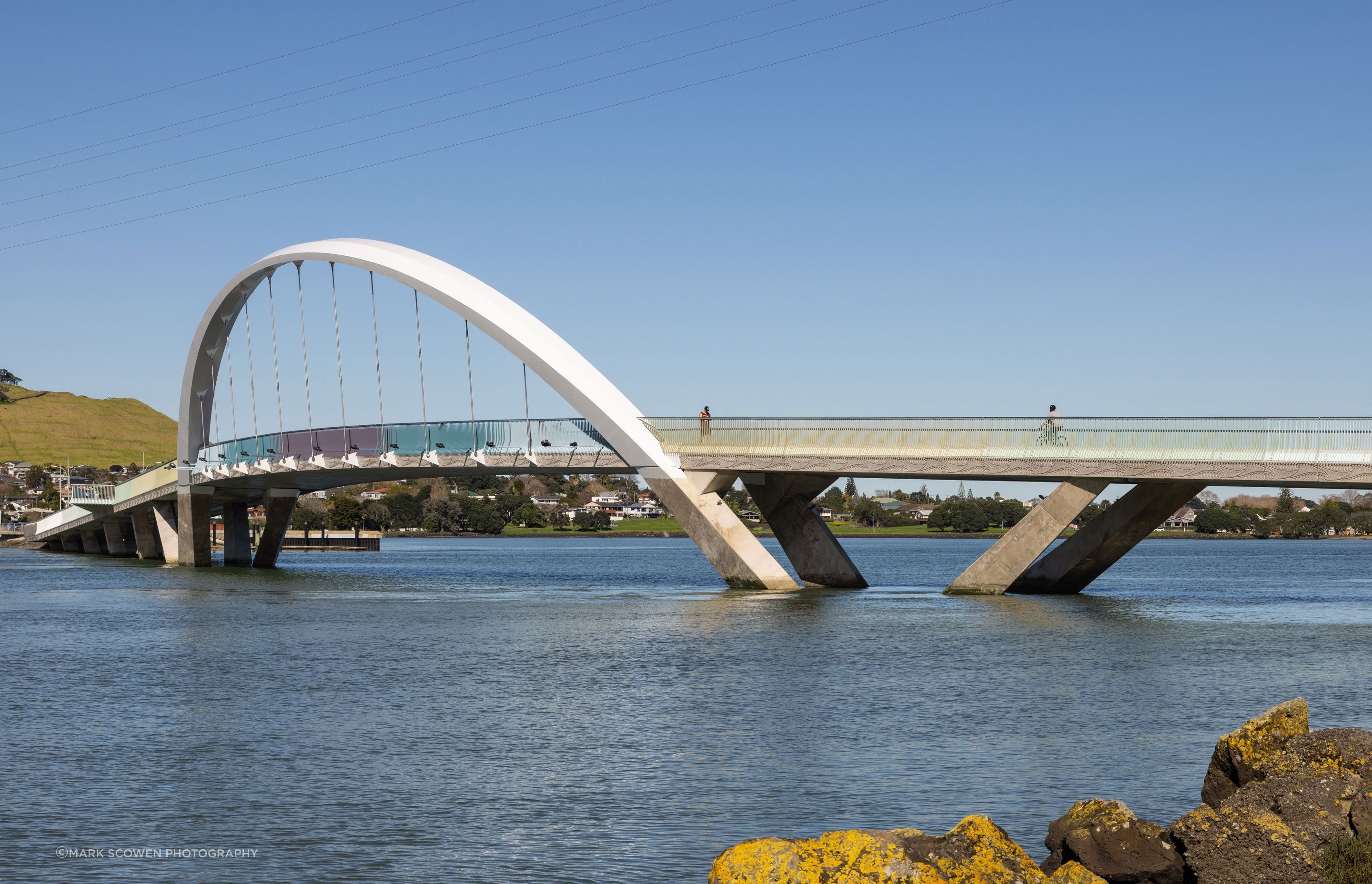 Ngā Hau Māngere Bridge