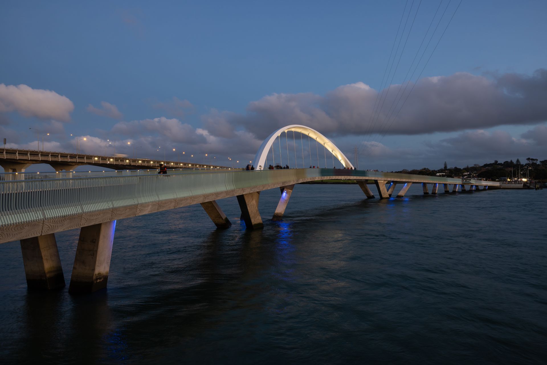 Ngā Hau Māngere Bridge
