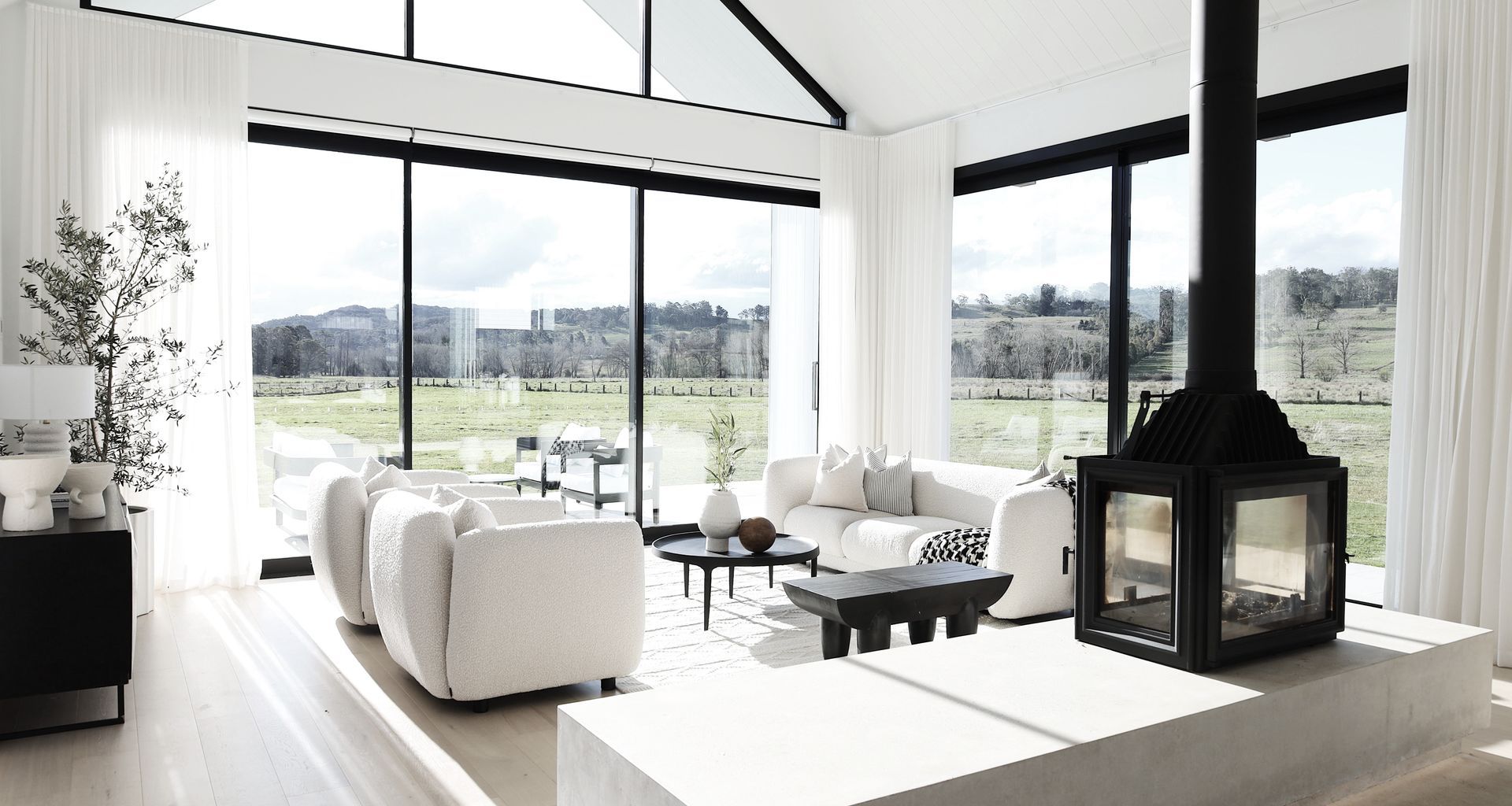 Modern Masterpiece Bowral banner