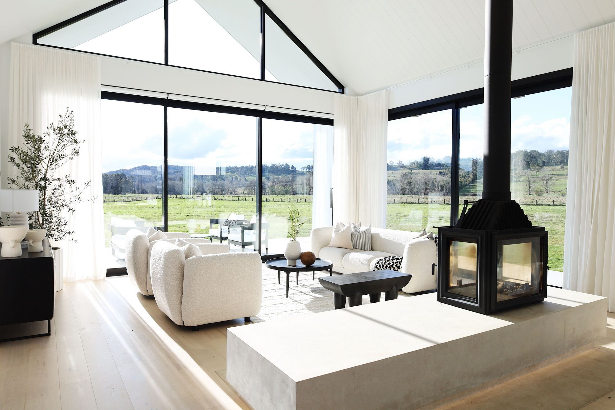 Modern Masterpiece Bowral