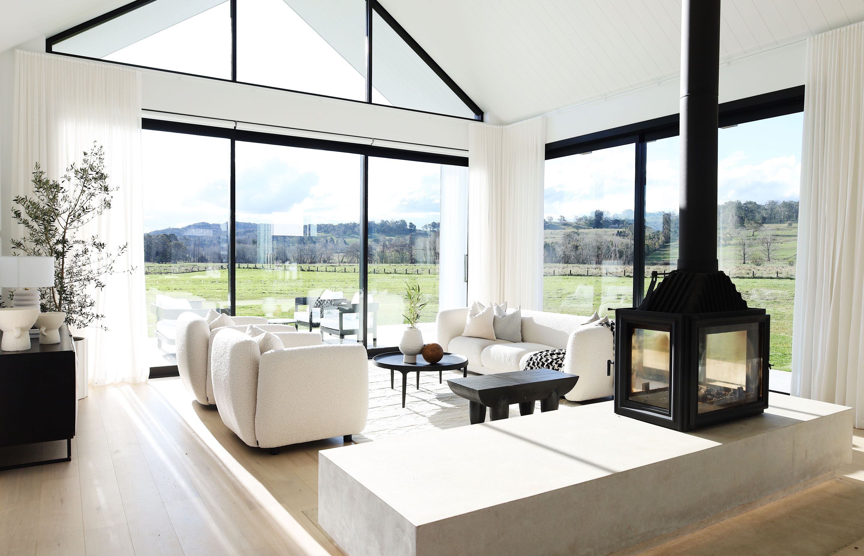 Modern Masterpiece Bowral