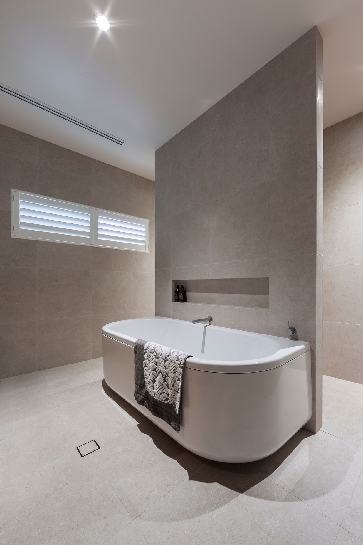 R + J Residence