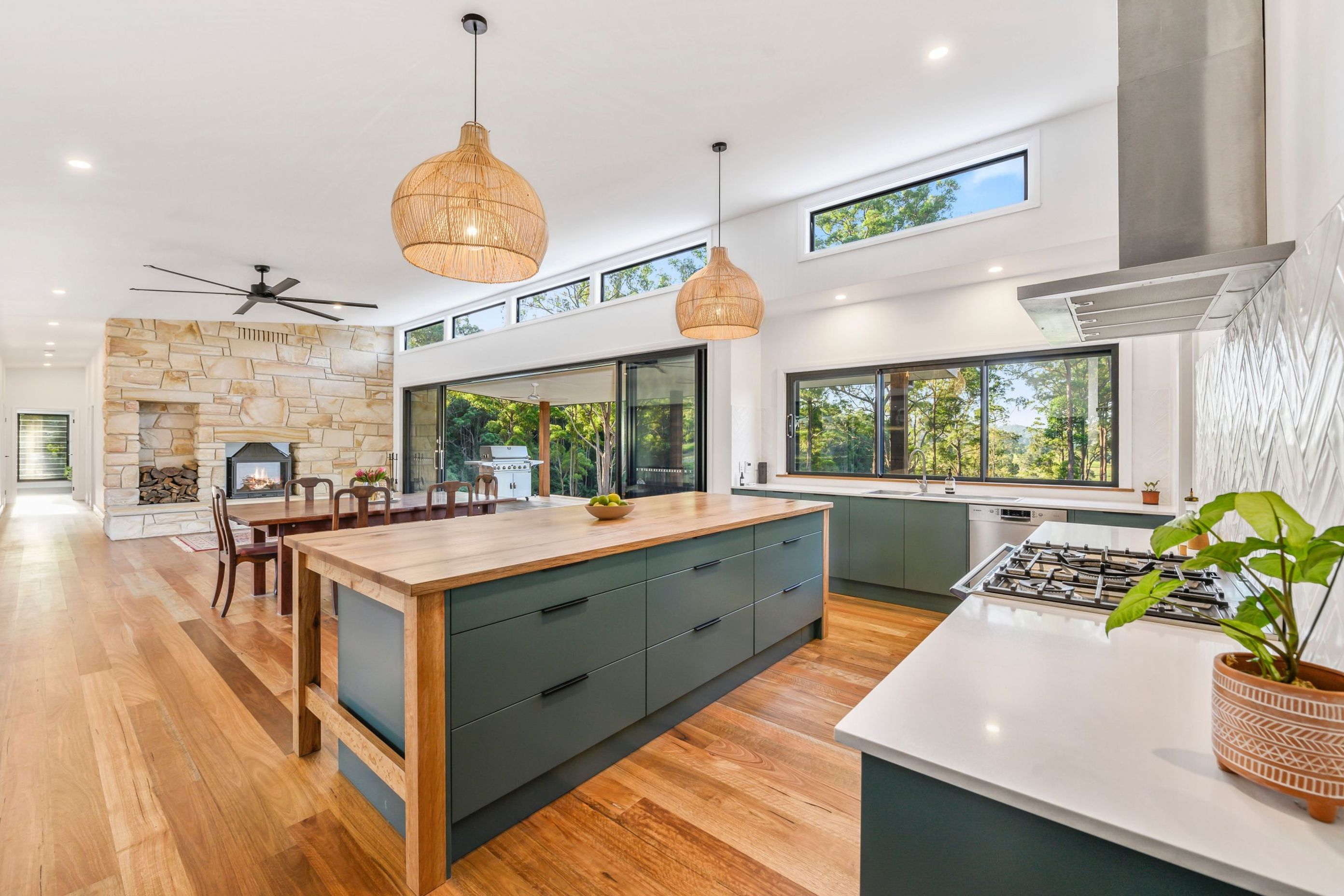 ##Britinya, QLD (Seguin Multivision 8000 2 Sided)