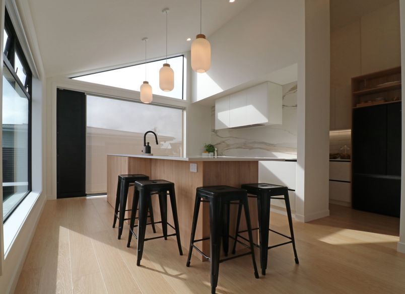 Dream View with White, wood + Calacutta Gold