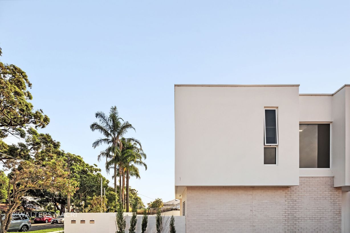 68KareenaRoadMirandaHighExterior2-v4.jpg