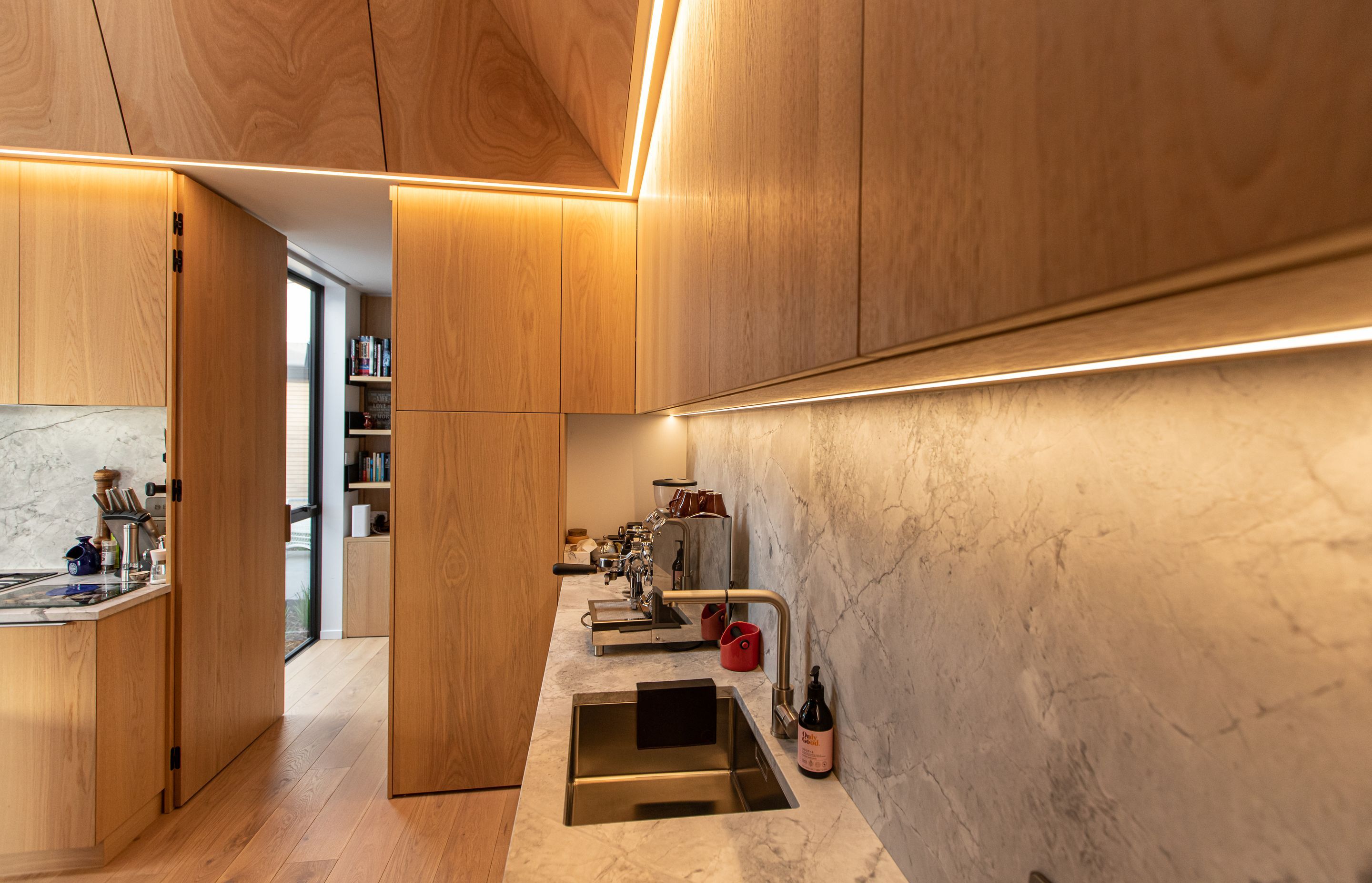 Hills Road Residence