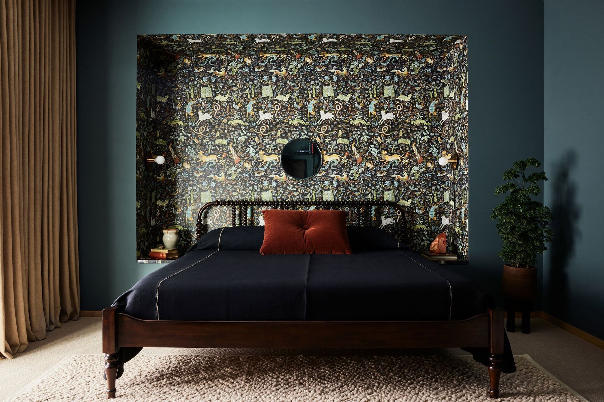 Chimney-RockBedroom-1004.jpg