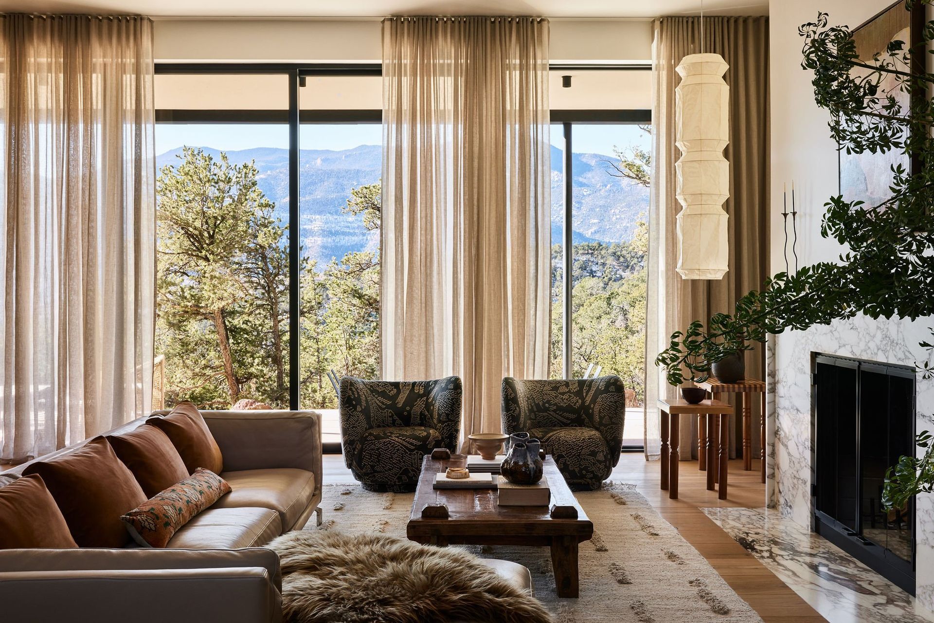 Chimney-RockLiving-Room031-v3.jpg