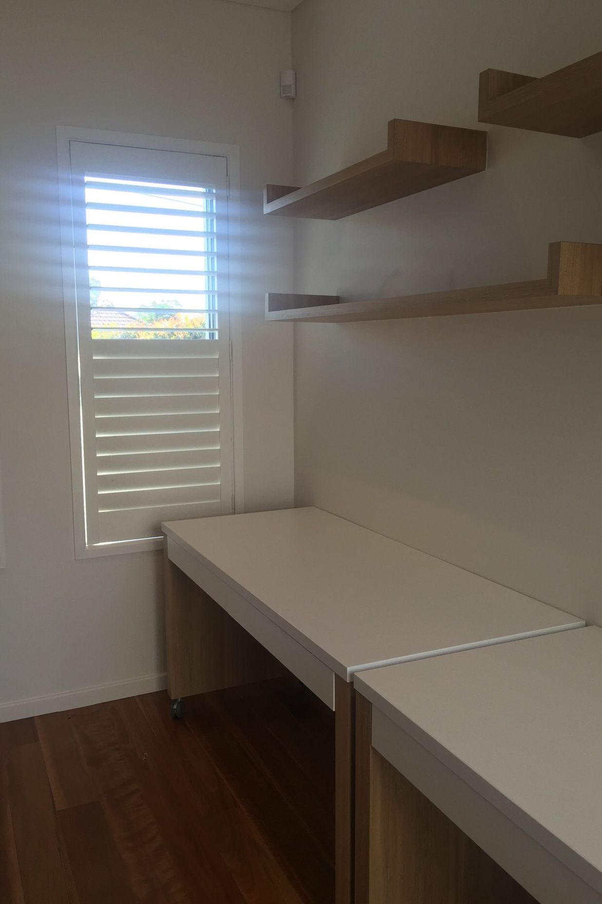 Fairlight-office-joinery-scaled.jpg