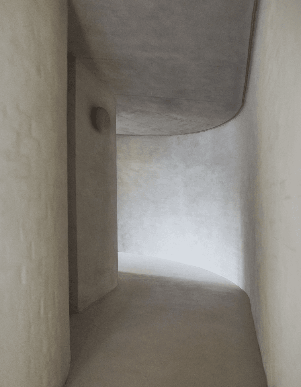 HALLWAYPLATEAUPROJECT02.png