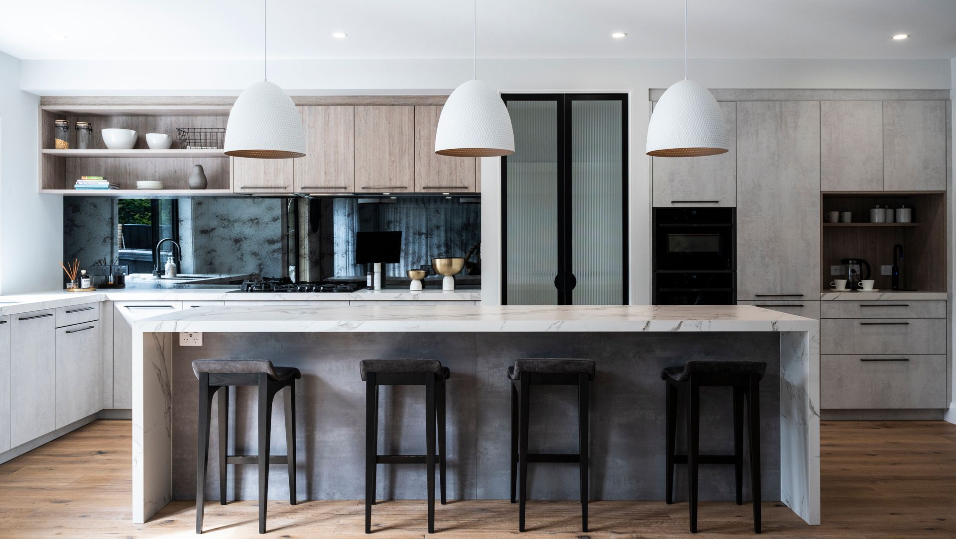 Grey Antique Splashback and Bar banner