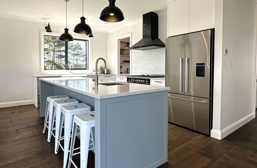 Countryside Elegance Kitchen and Laundry New Build