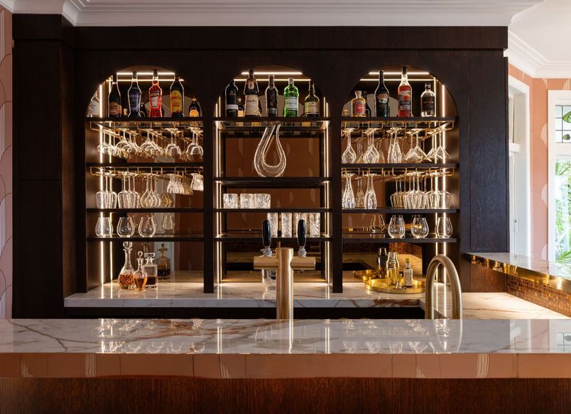 Parisian Glamour Bar