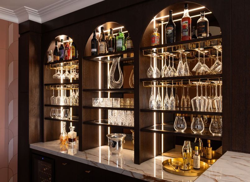 Parisian Glamour Bar