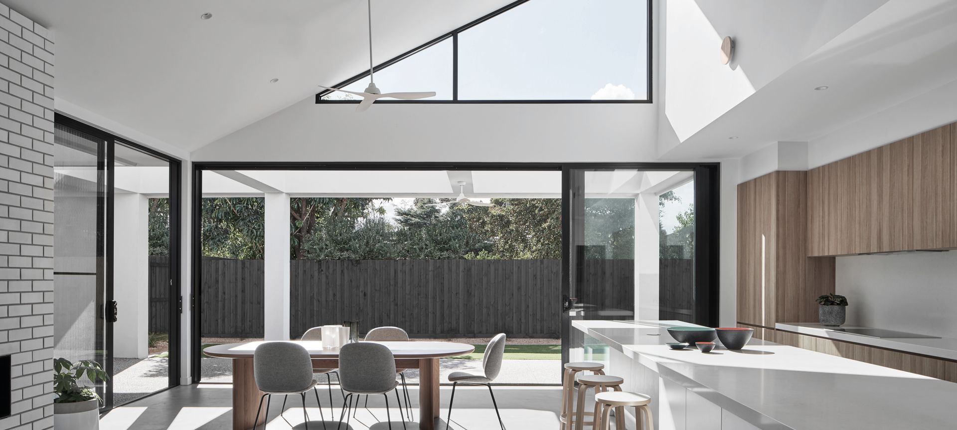 Sussex St Beach House banner