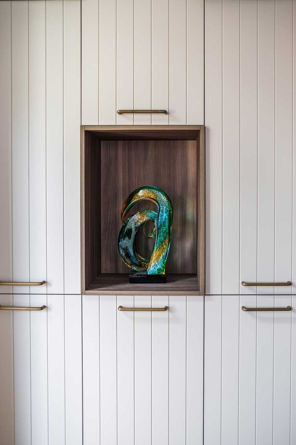 Modern-luxury-kitchen-renovation-using-Nikpol-Navurban-Quartzite-liebherr-fridge-miele-ovens-sirius-rangehoods-zip-tap-abey-sinks-066.jpg