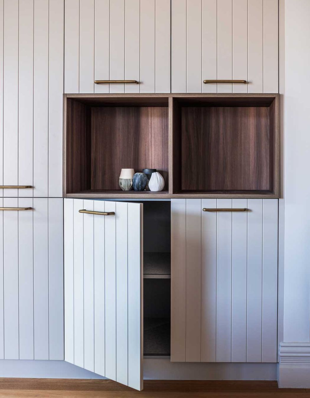 Modern-luxury-kitchen-renovation-using-Nikpol-Navurban-Quartzite-liebherr-fridge-miele-ovens-sirius-rangehoods-zip-tap-abey-sinks-071.jpg